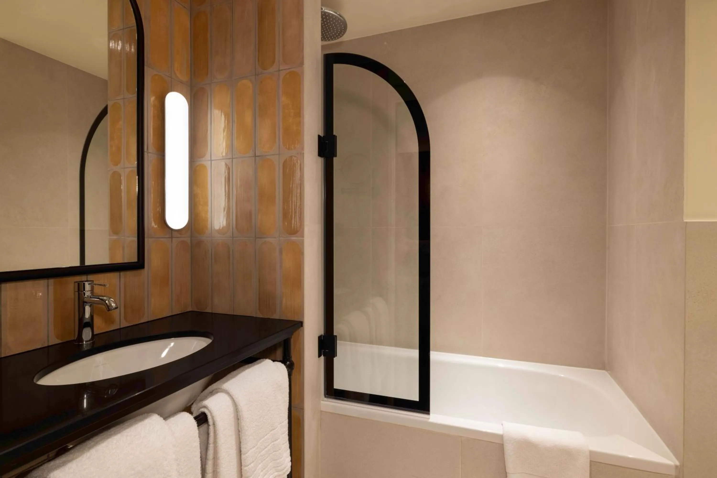 Hotel Grand Coeur Latin