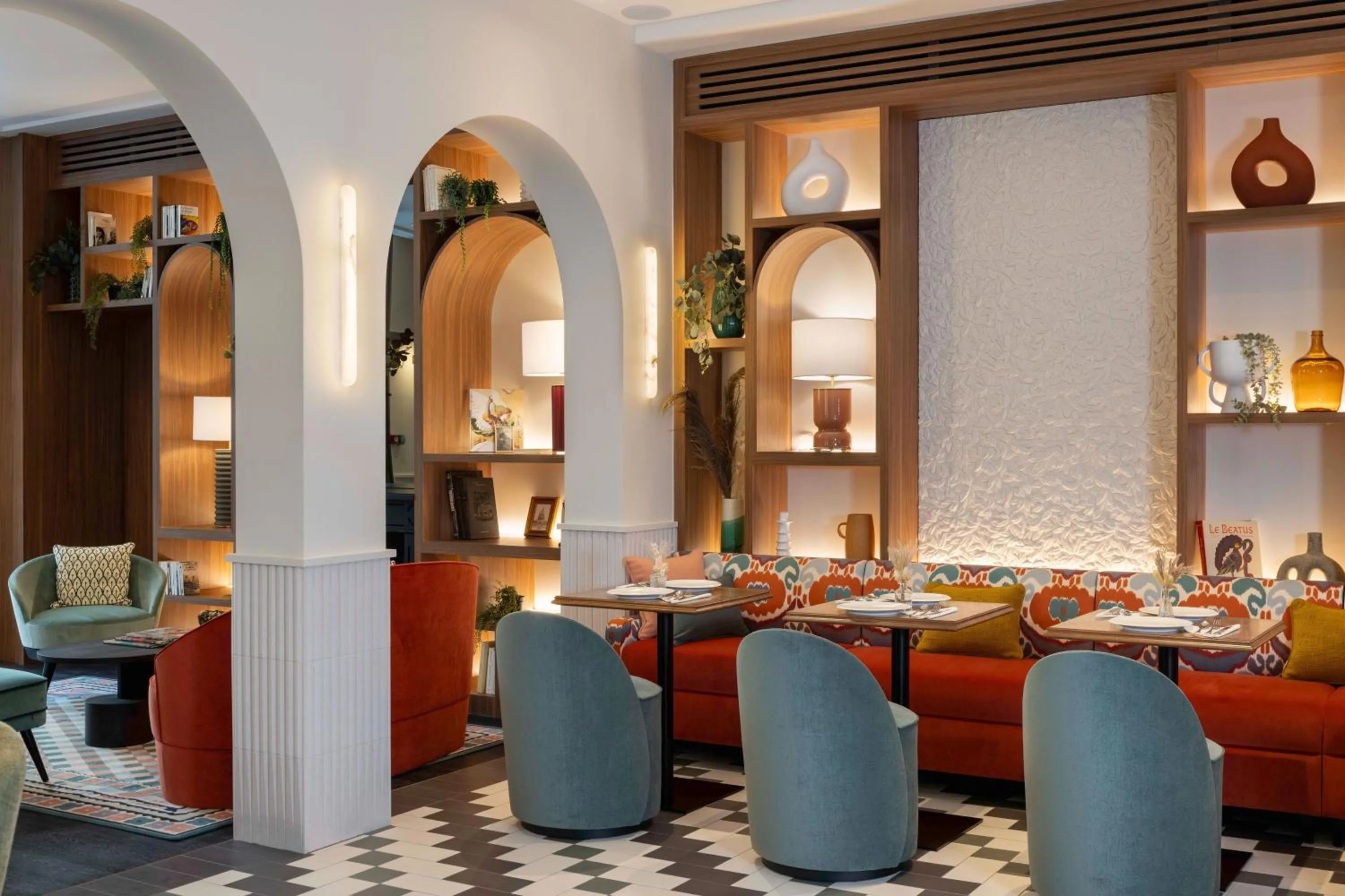 Breakfast in Hotel Grand Coeur Latin