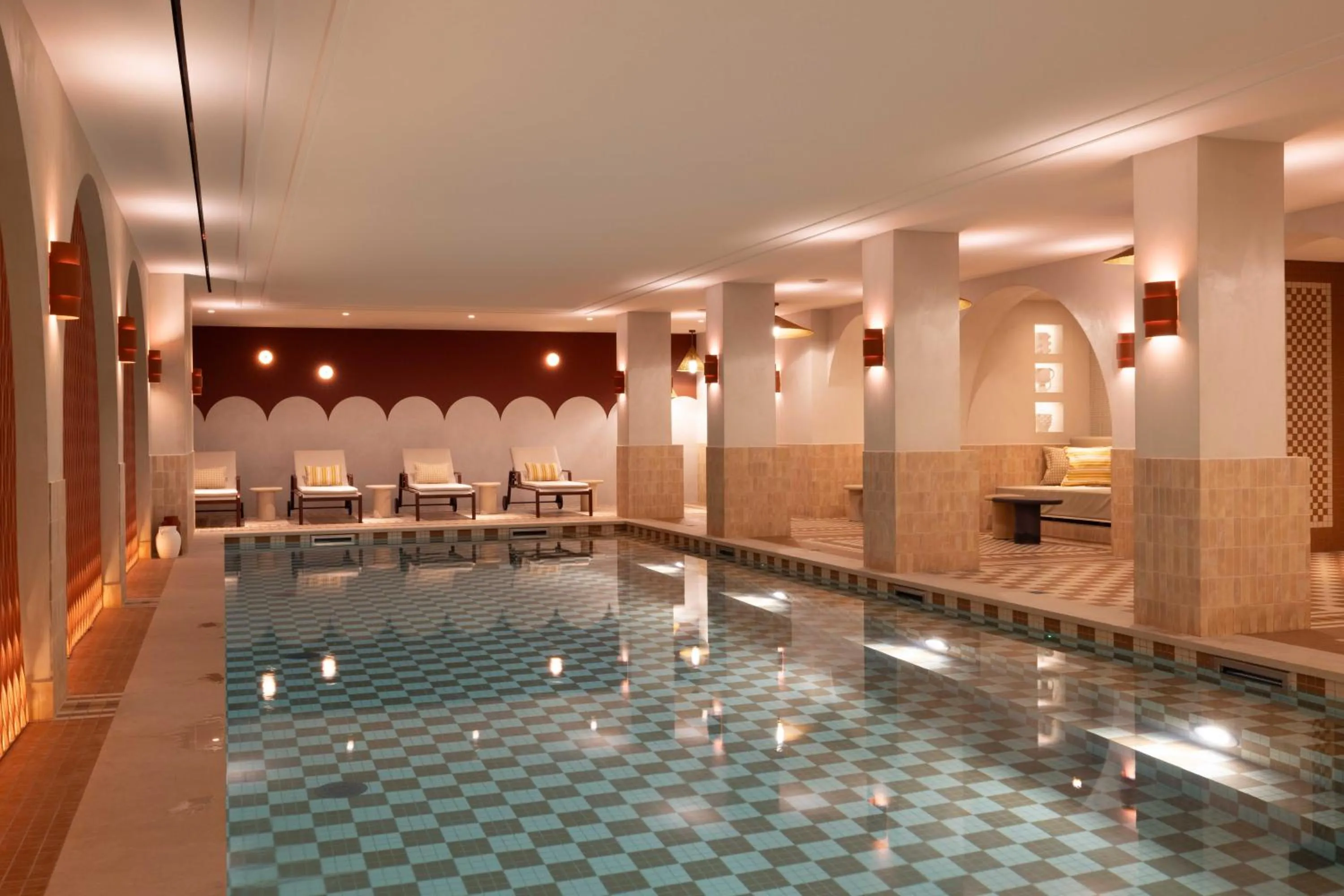 Swimming pool in Hotel Grand Coeur Latin