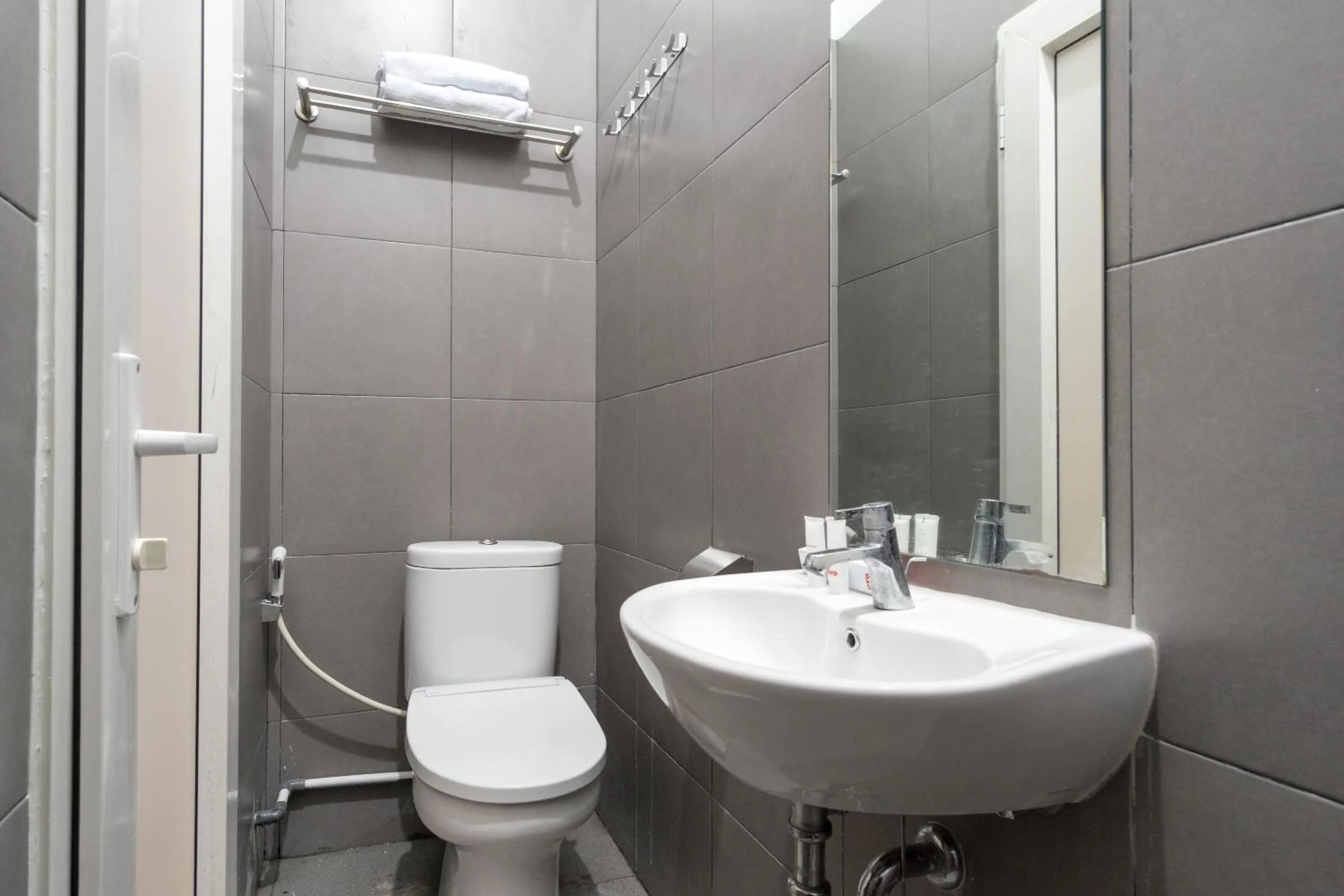 Bathroom in Hotel O Royal Guest House