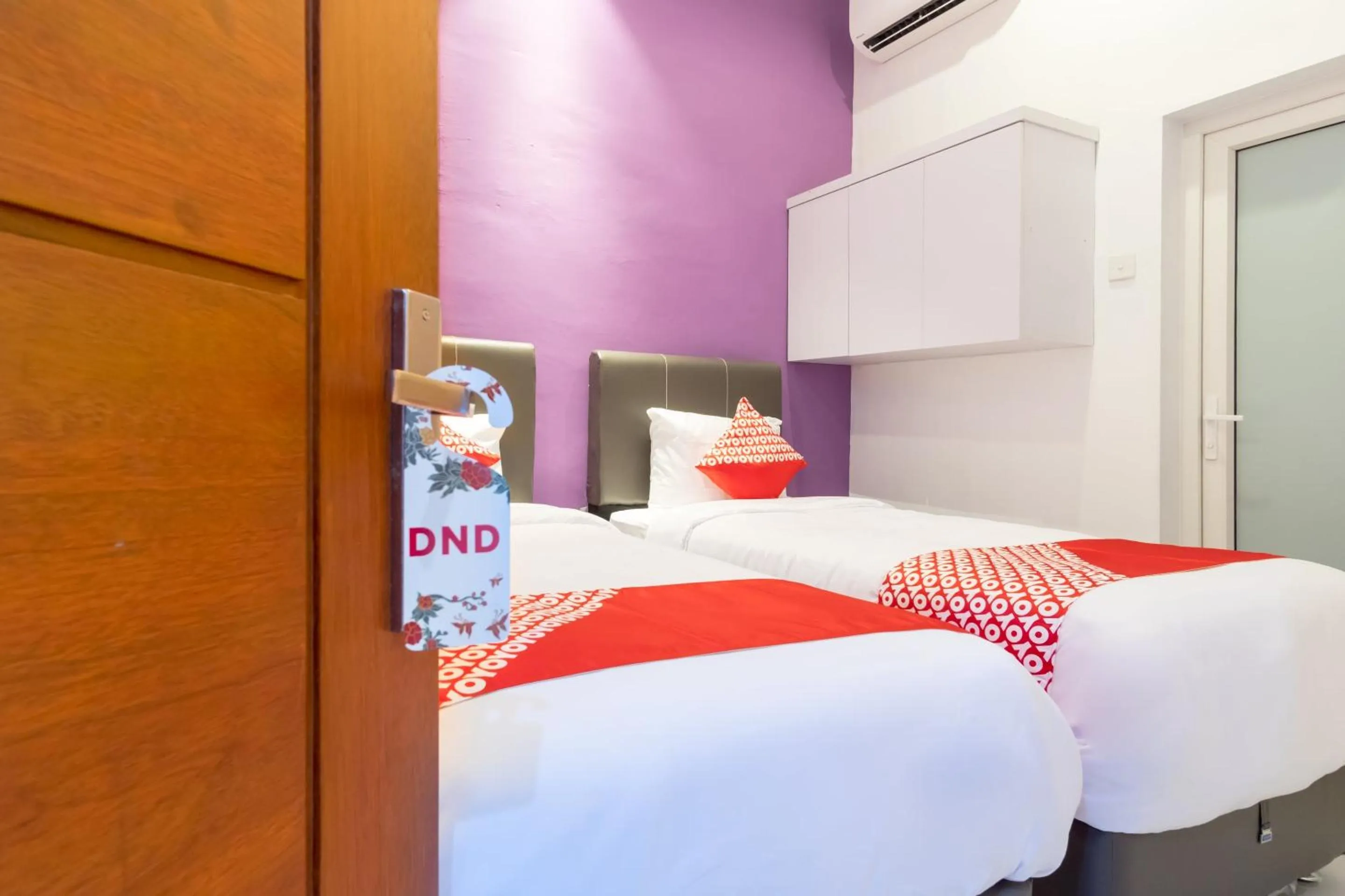 Bedroom, Bed in Hotel O Royal Guest House