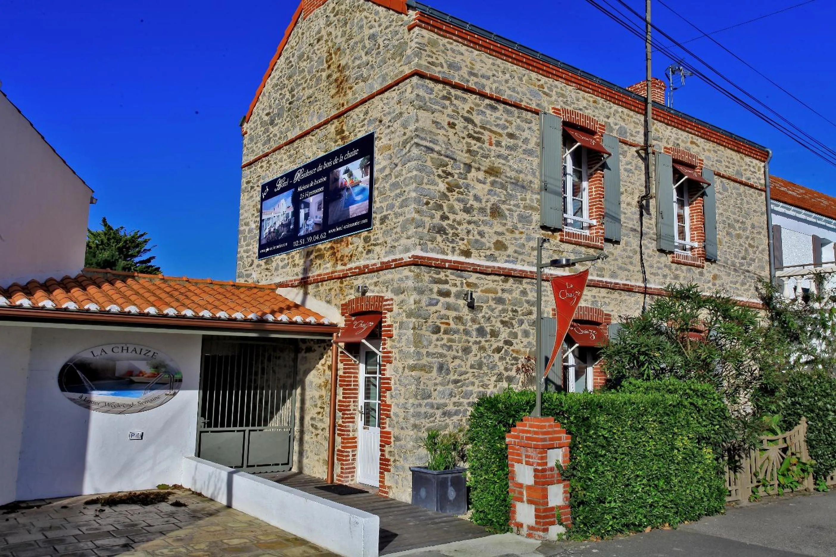 Property building in Logis Hôtel La Chaize