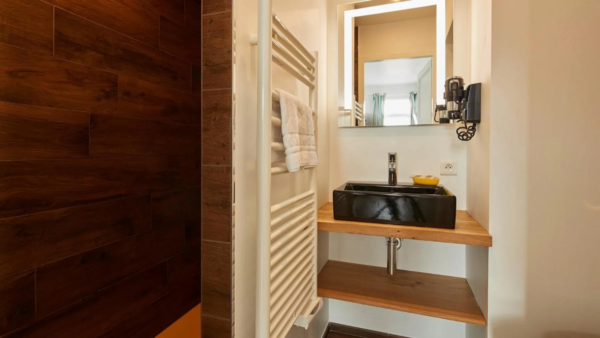 Bathroom in Logis Hôtel La Chaize