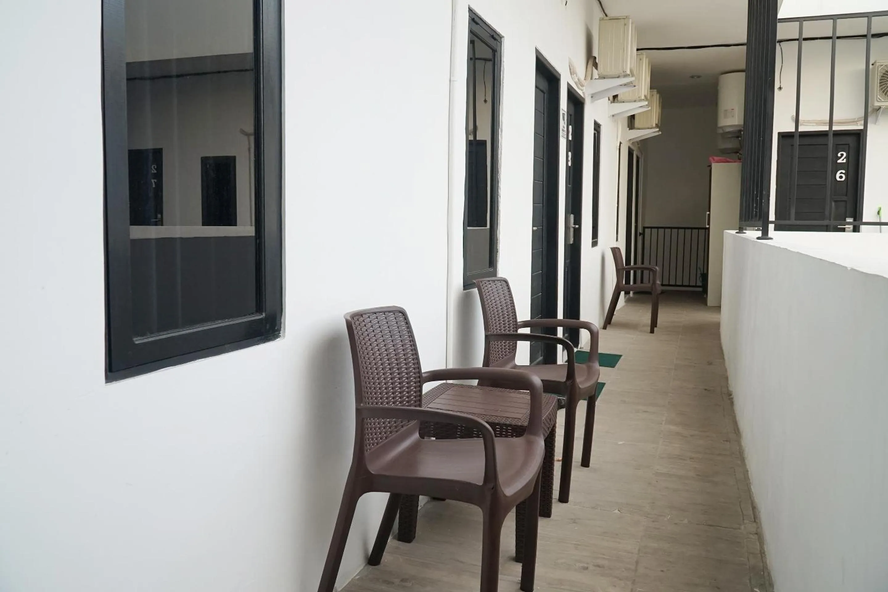 Lobby or reception in RedDoorz At Sani Guest House Balikpapan