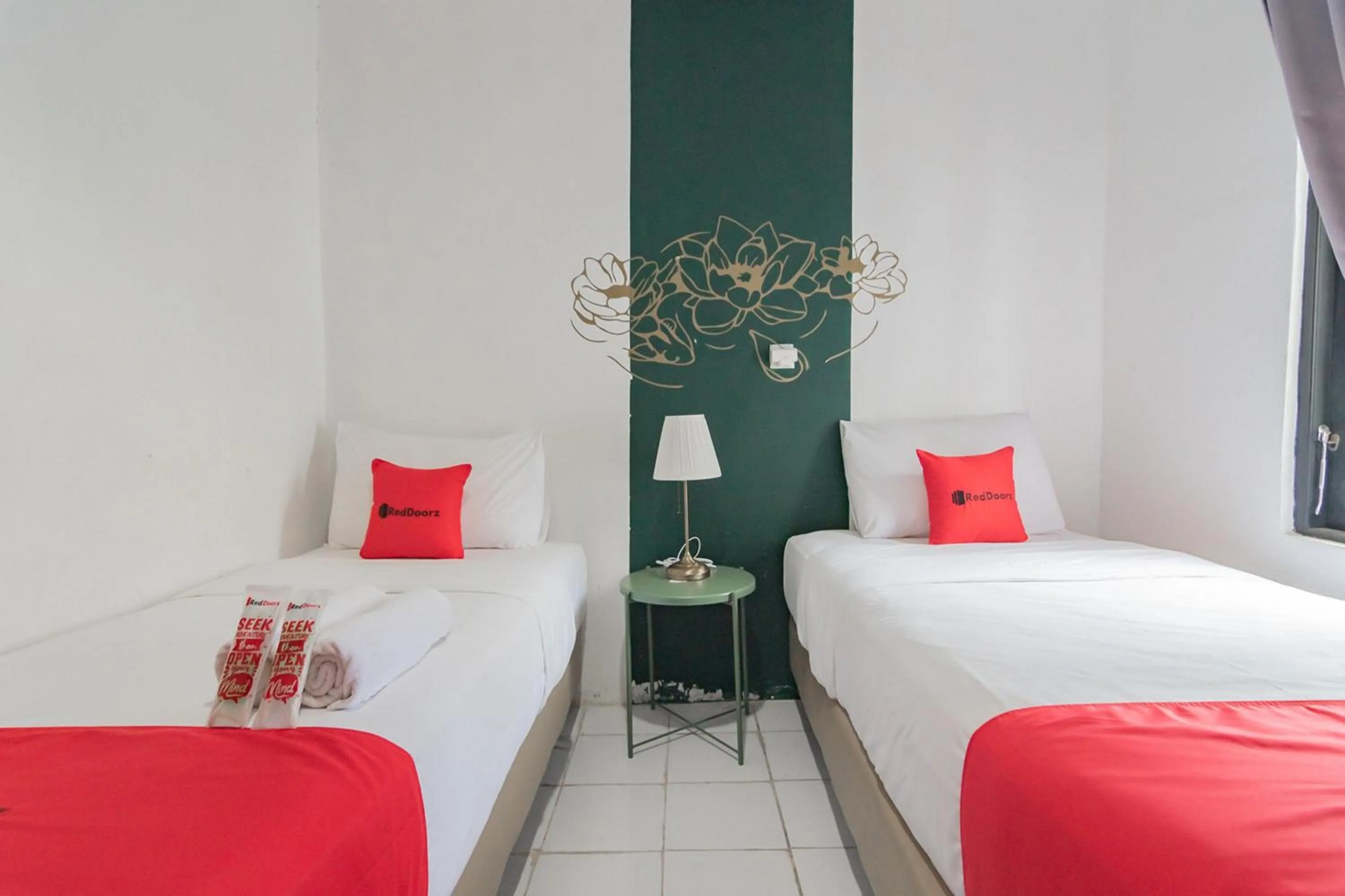 Bed in RedDoorz At Sani Guest House Balikpapan