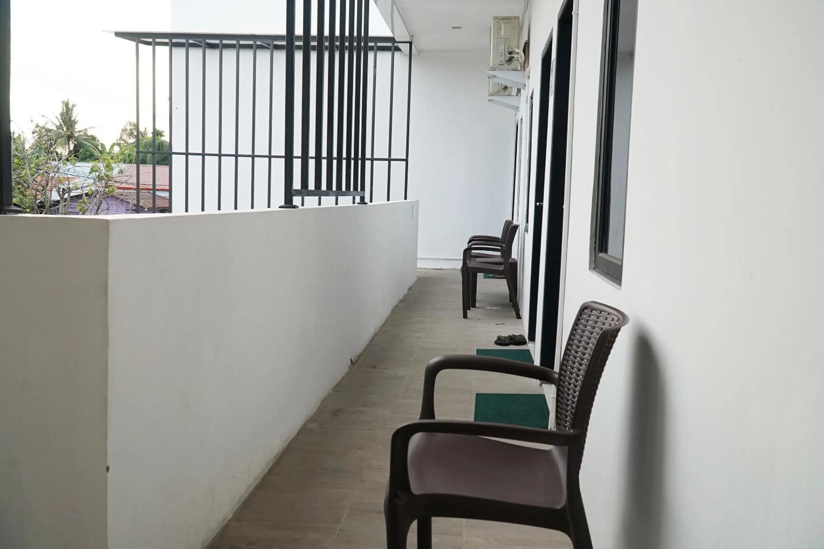 Lobby or reception in RedDoorz At Sani Guest House Balikpapan