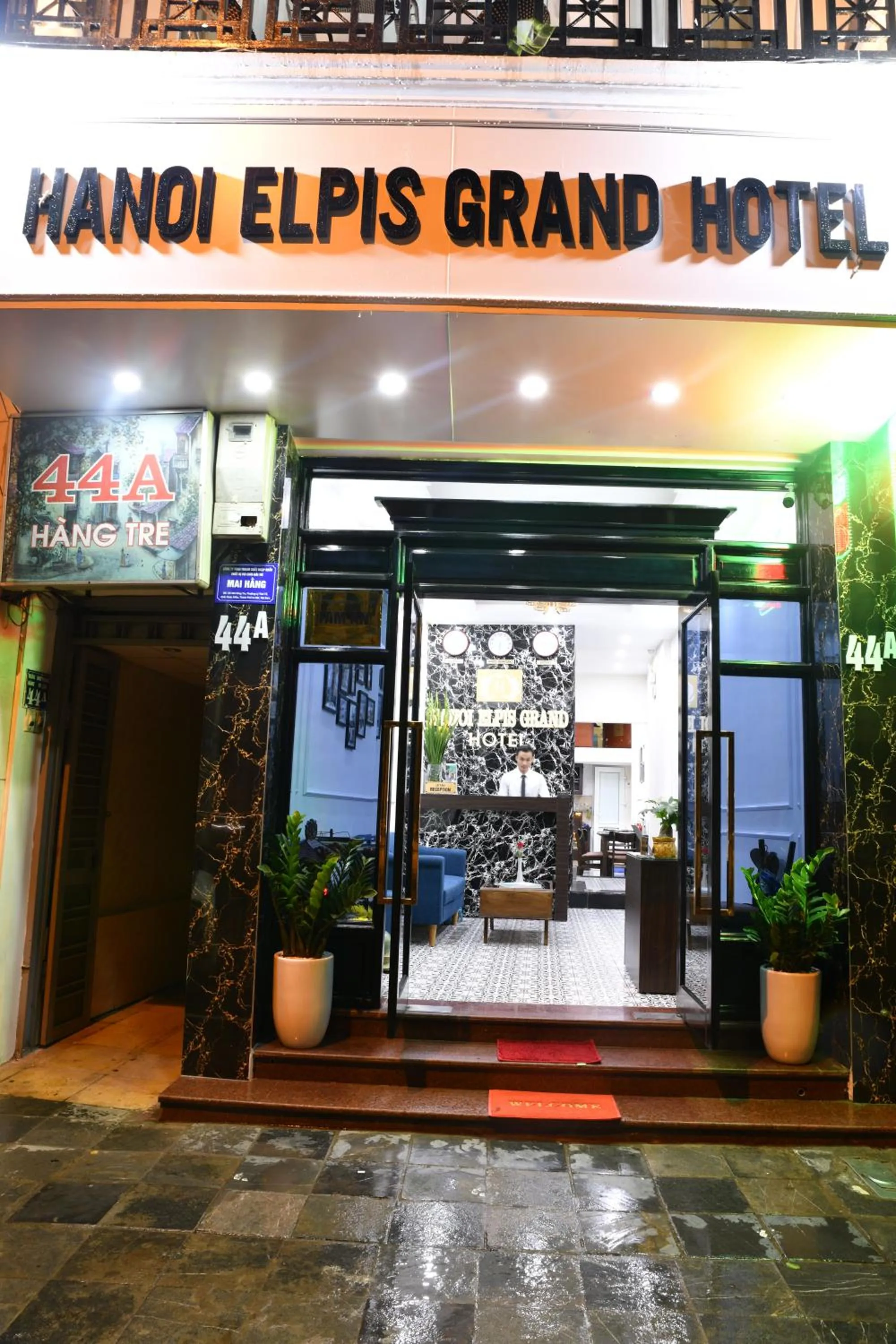 Property building in Hanoi Elpis Grand Hotel