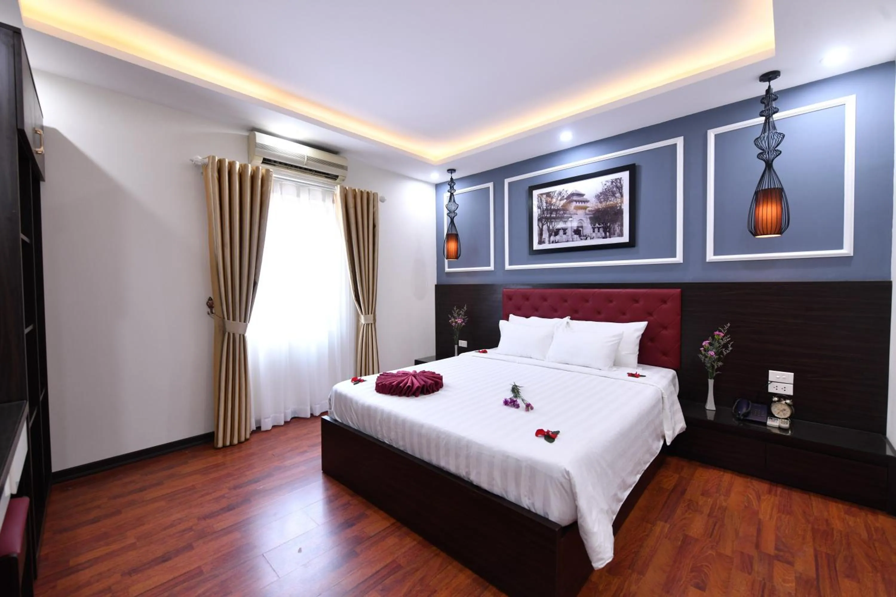 Bed in Hanoi Elpis Grand Hotel