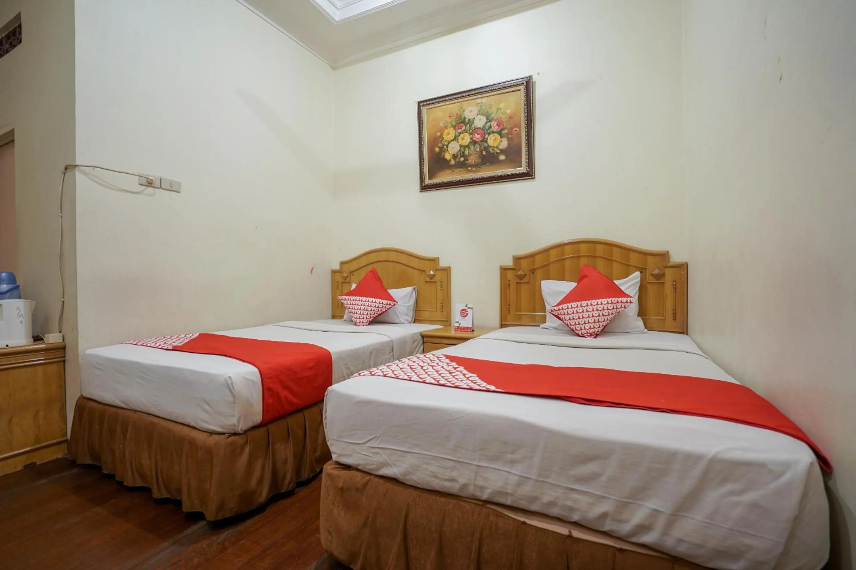 Delxue Twin Room in SUPER OYO 1173 Hotel Shofa Marwah