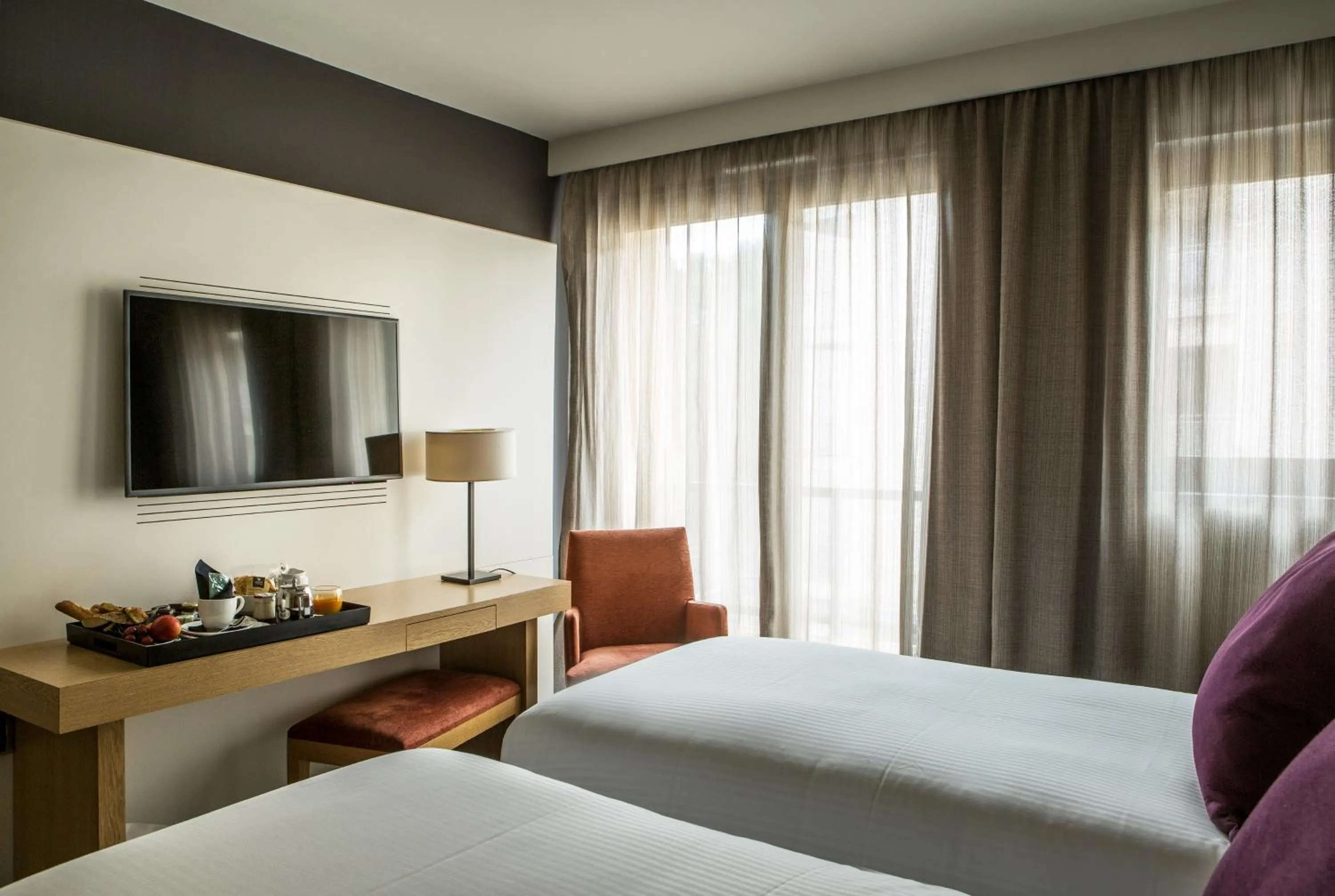 Bed in Grand Hôtel Roi René Aix - MGallery Collection