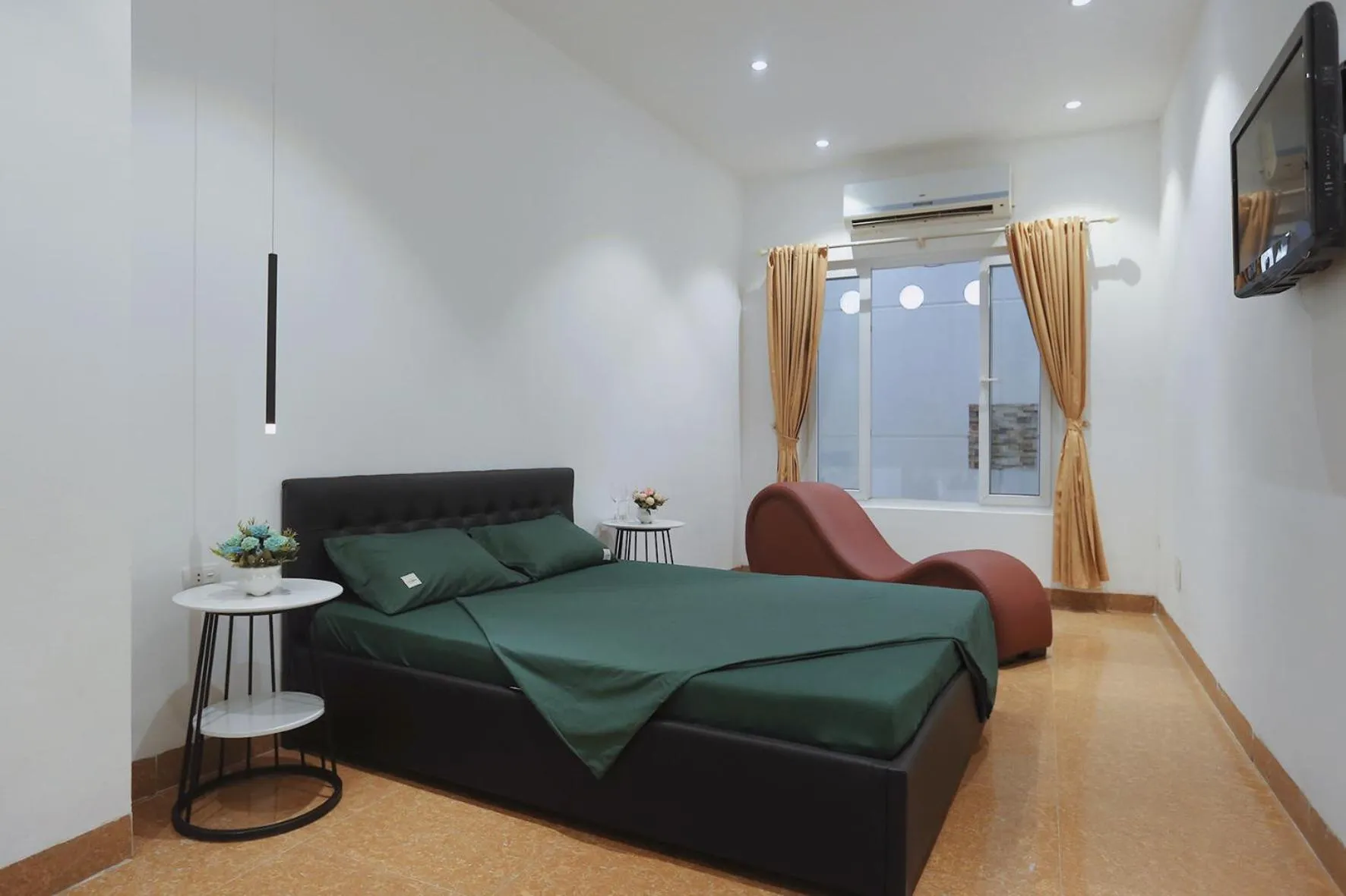 Bedroom, Bed in BH Riverside Hotel