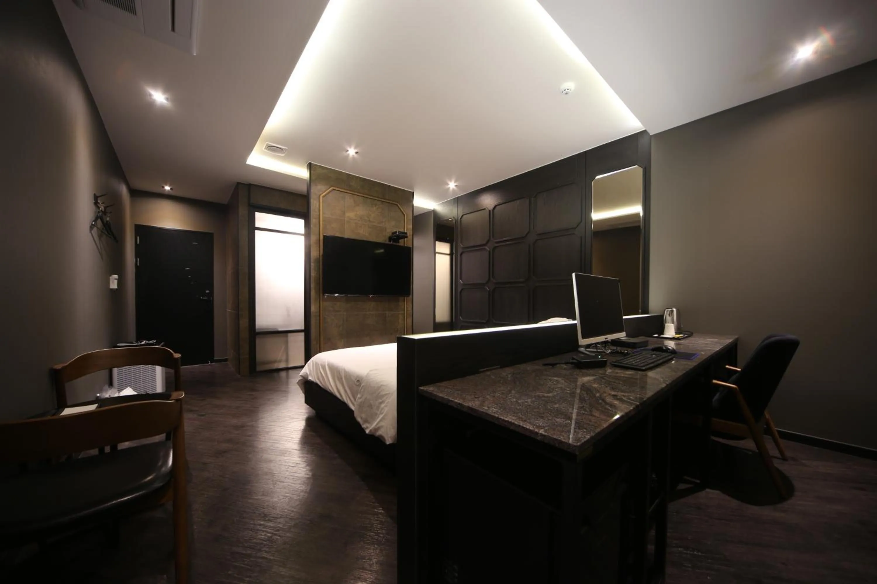 Photo of the whole room in Beomil Brown Dot Hotel