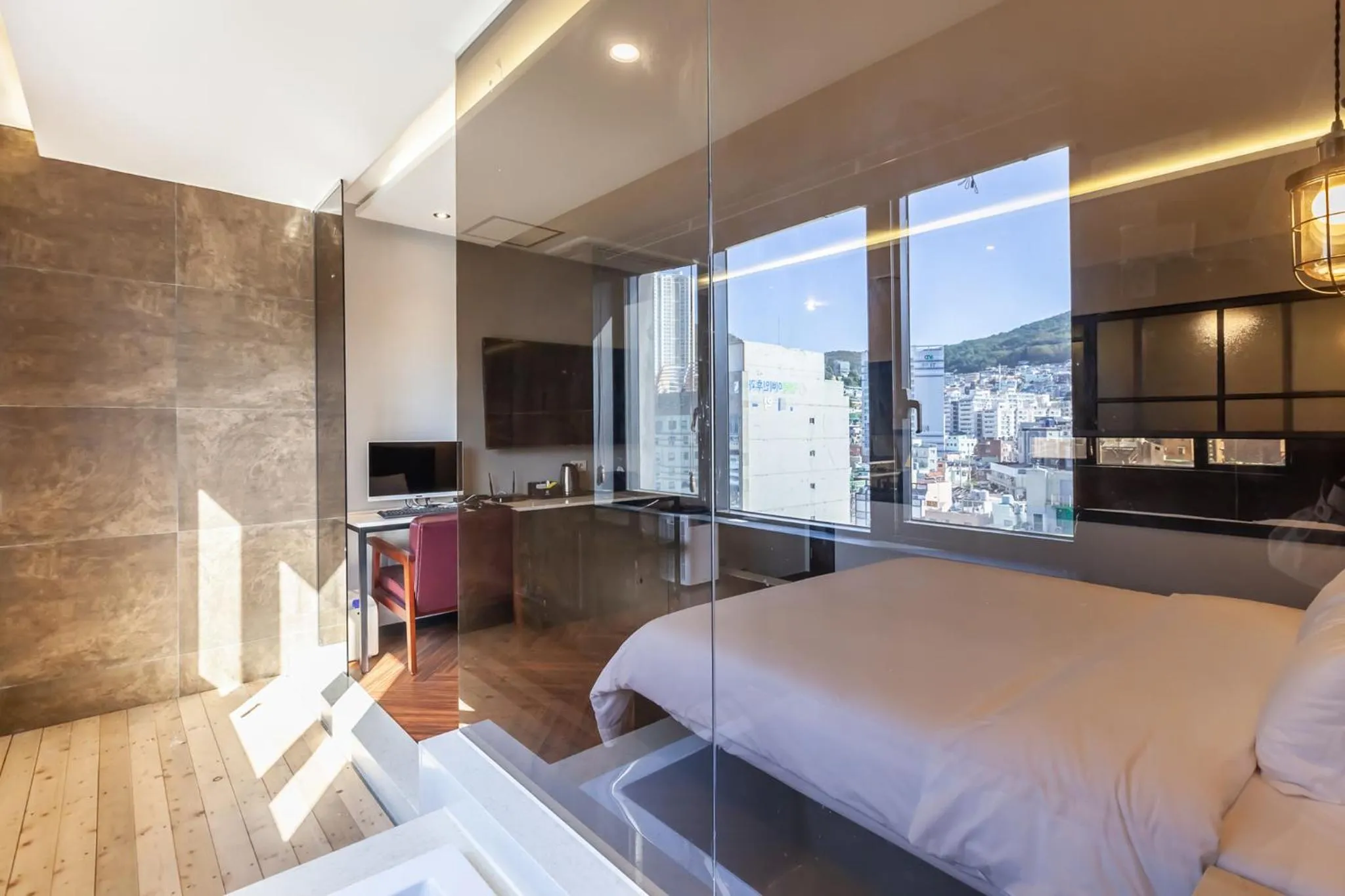 Photo of the whole room, Bed in Beomil Brown Dot Hotel