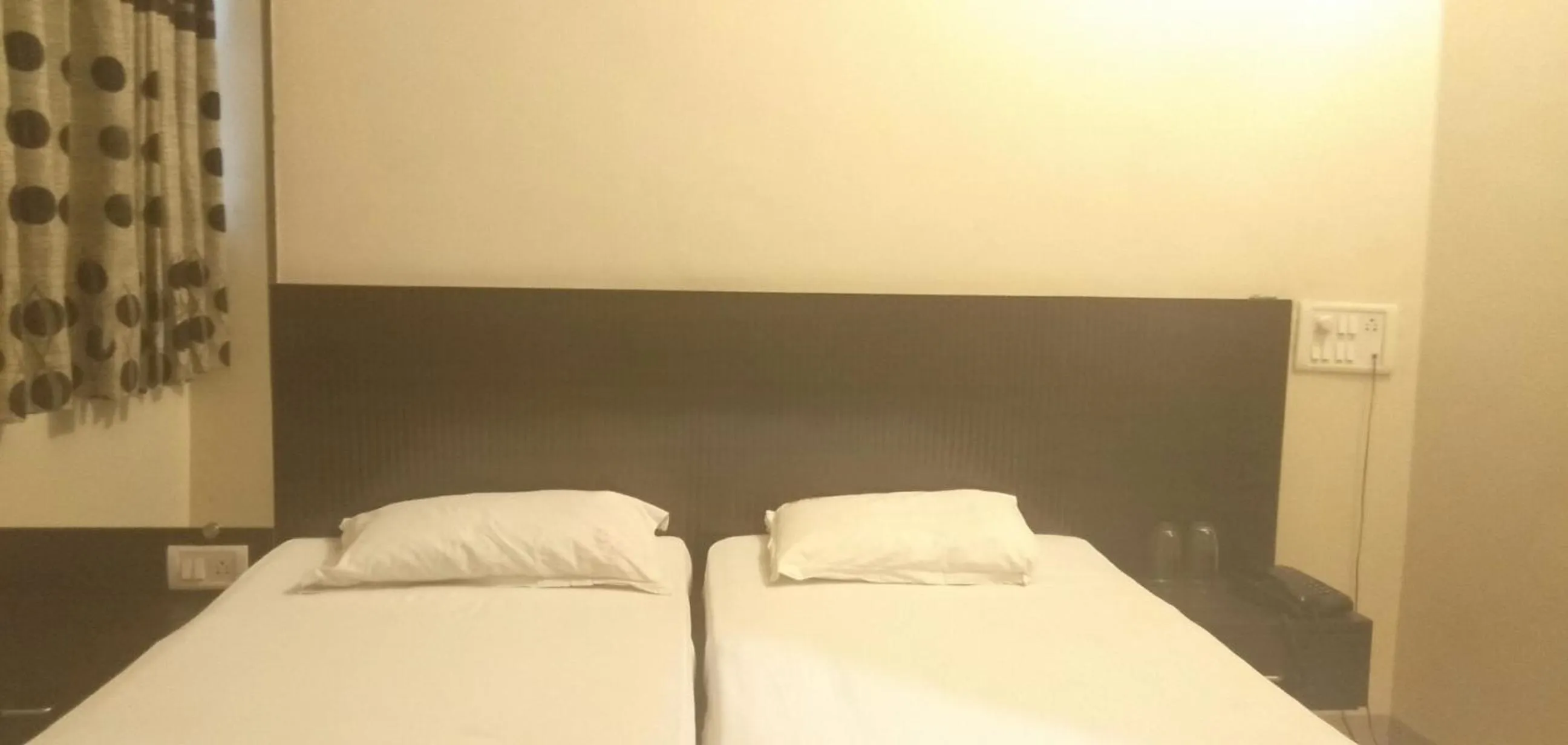 Bedroom, Bed in Hotel Rose Lodge