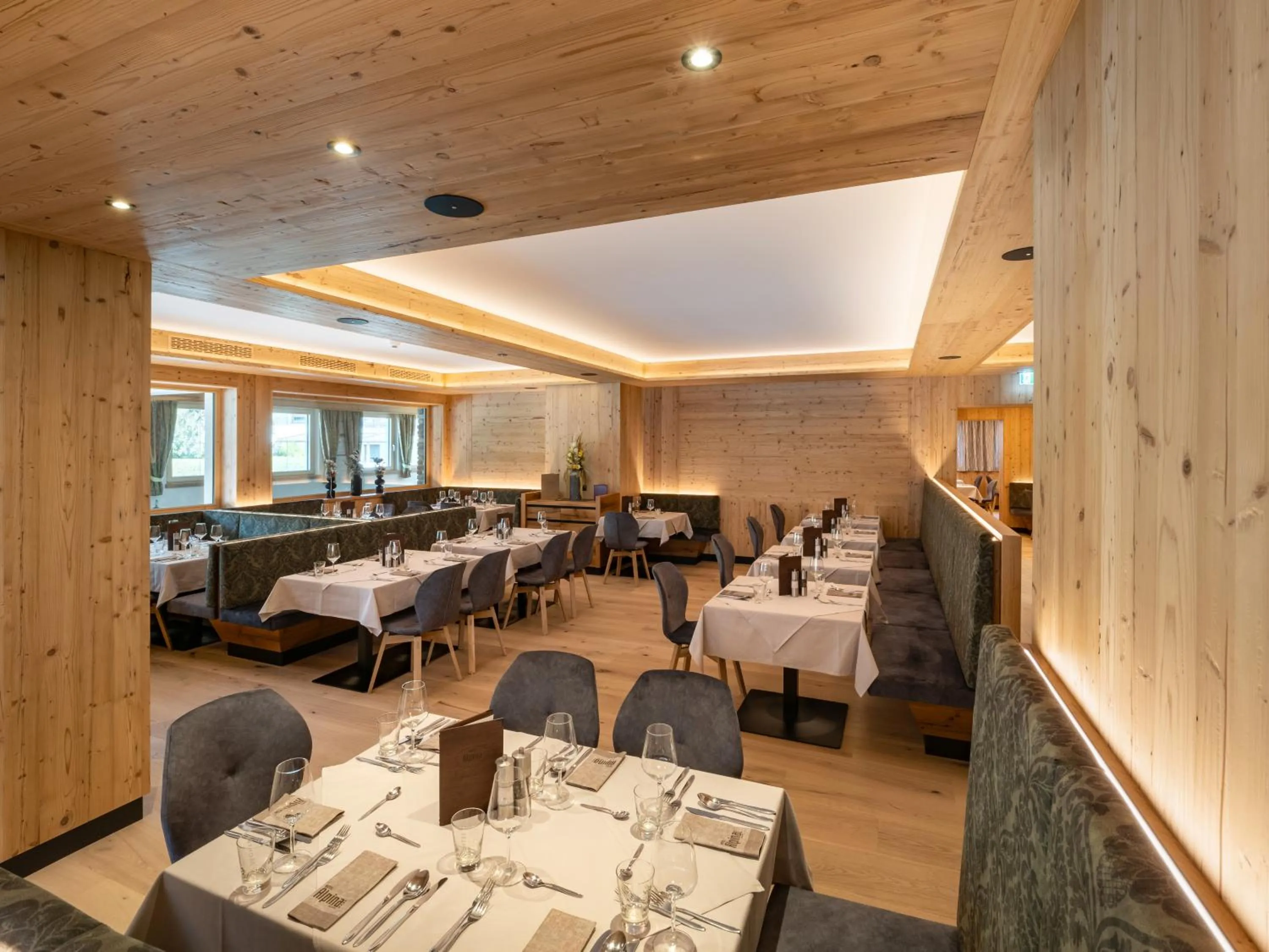 Restaurant/places to eat in Hotel Alpina