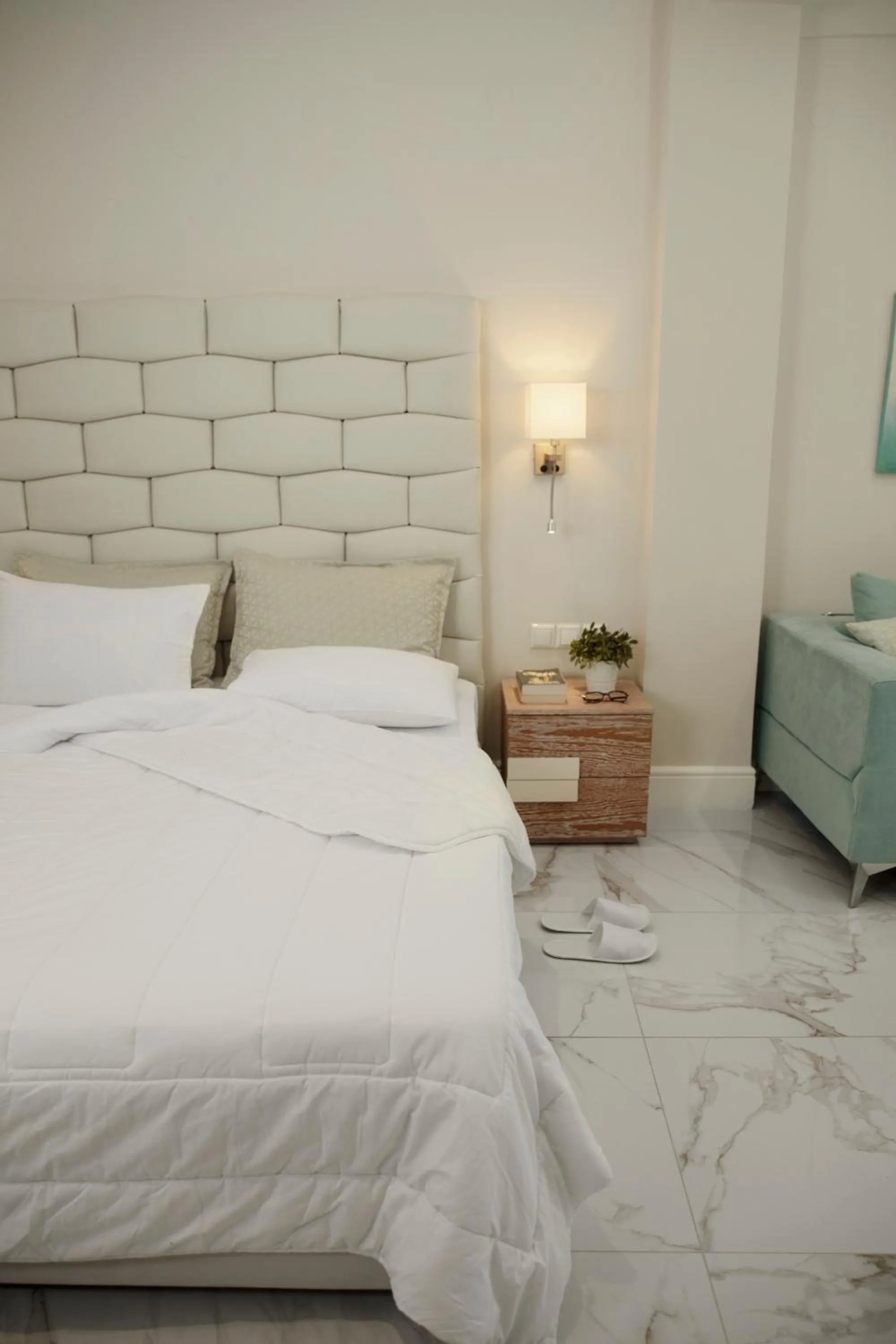 Bed in La Mer Apartments