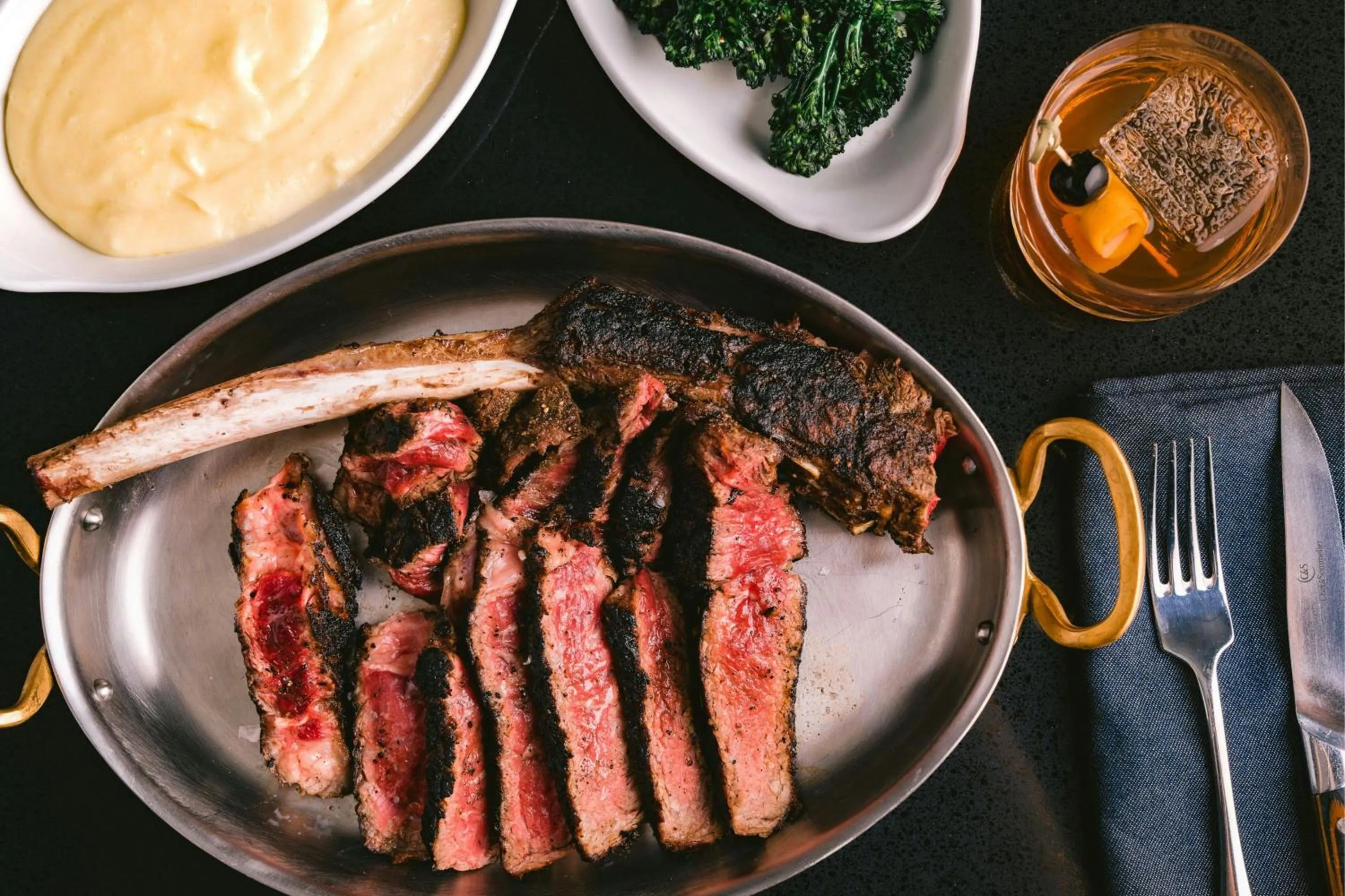 Restaurant/places to eat in The Otis Hotel Austin, Autograph Collection