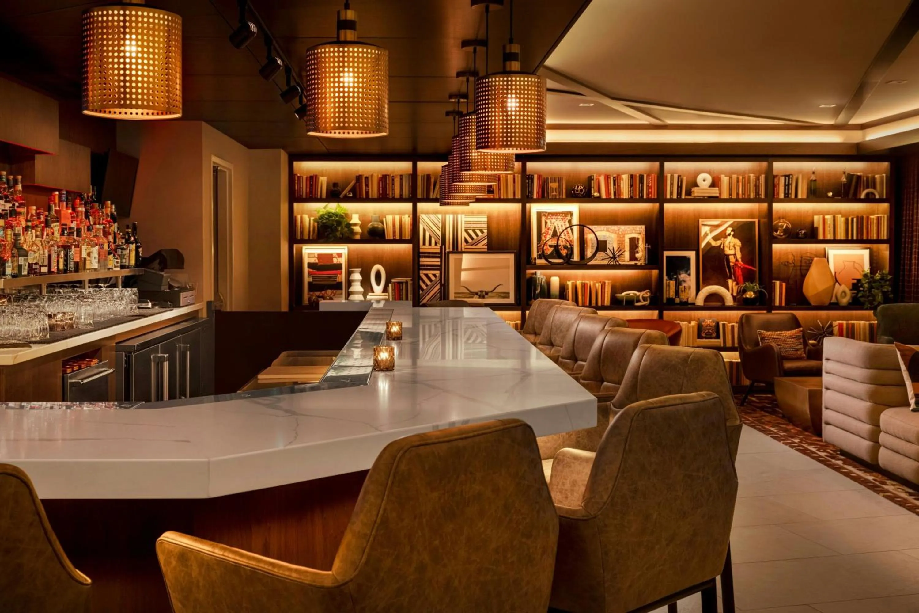 Lounge or bar in The Otis Hotel Austin, Autograph Collection