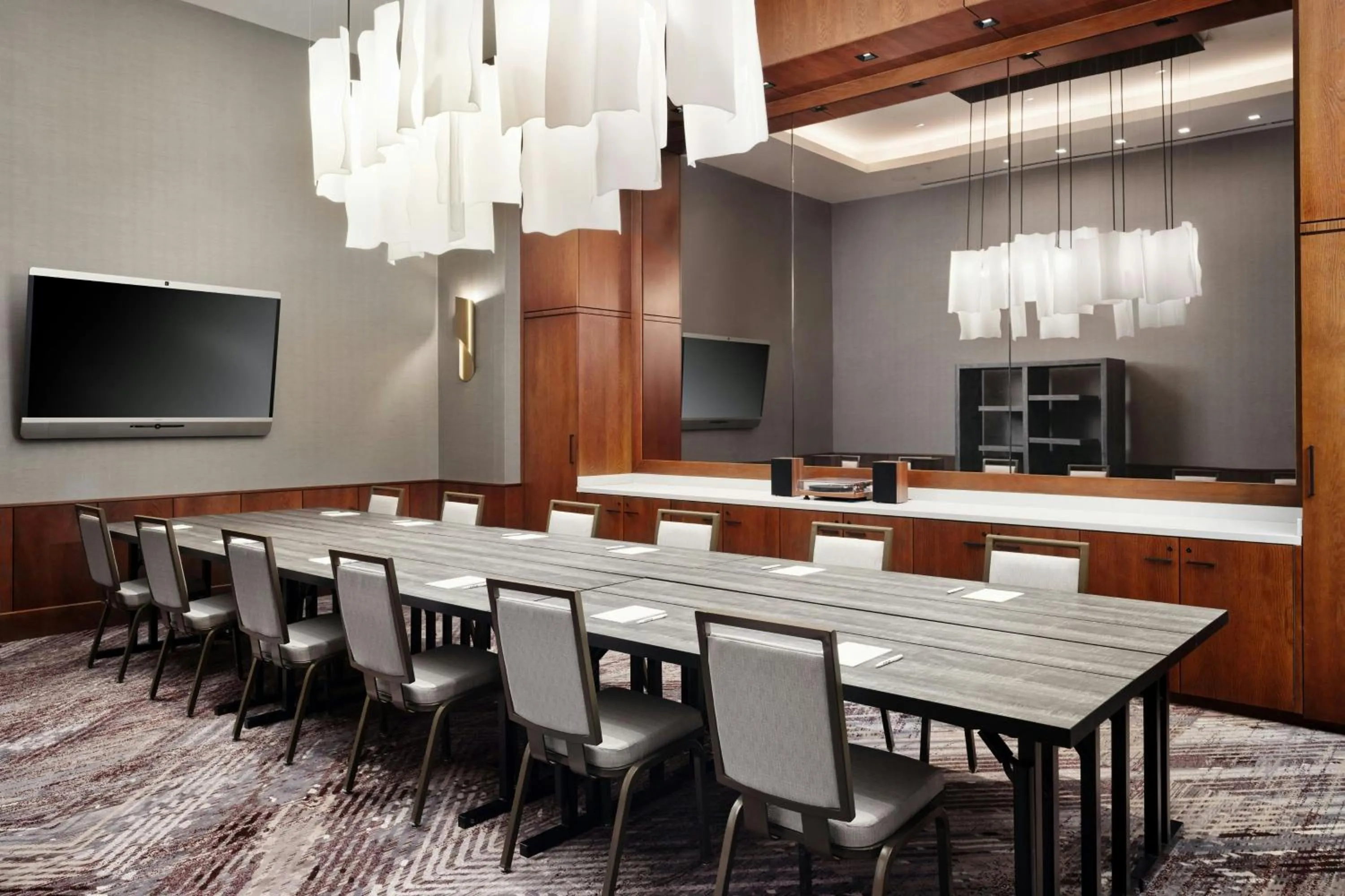 Meeting/conference room in The Otis Hotel Austin, Autograph Collection