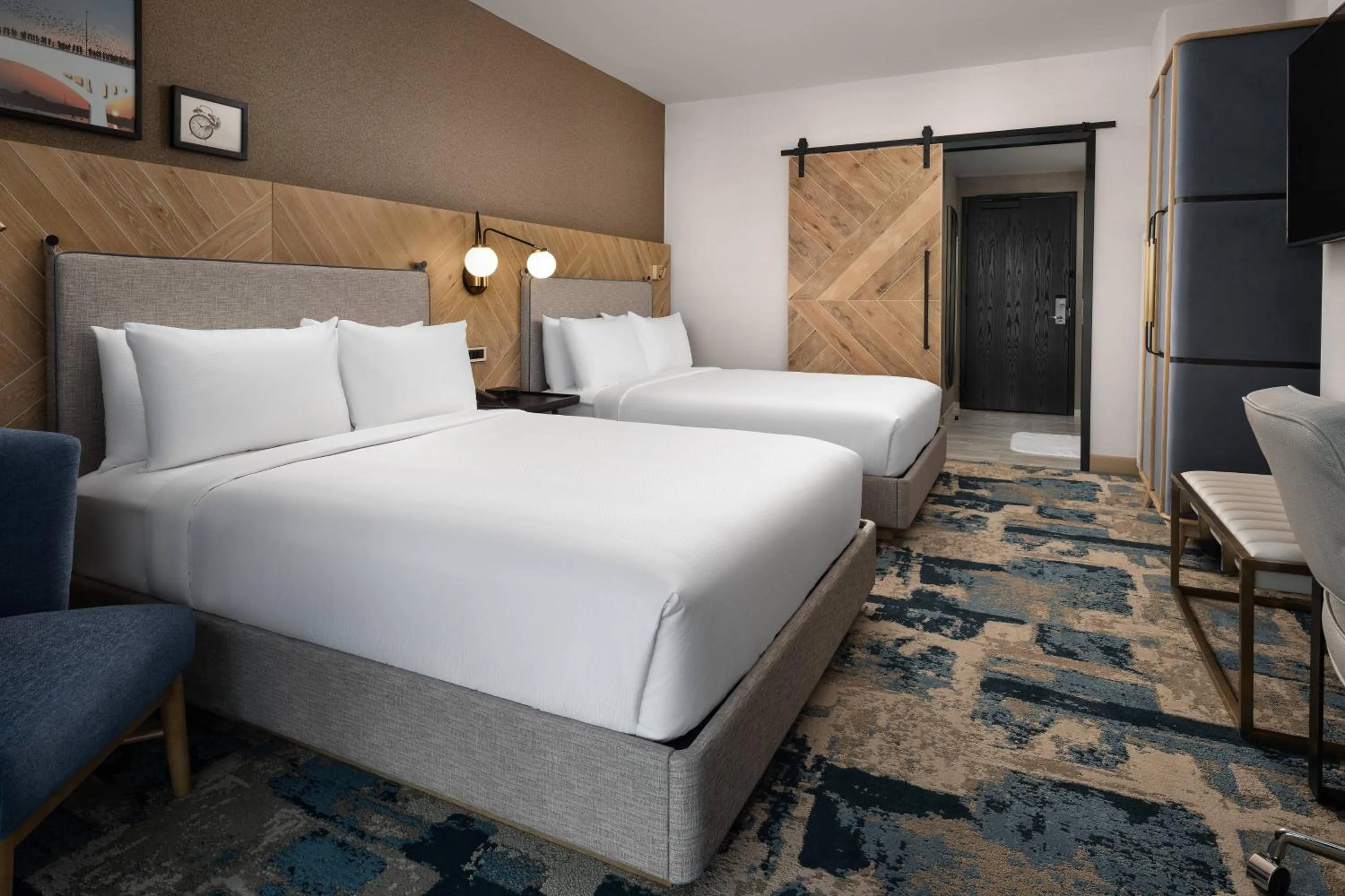 Photo of the whole room, Bed in The Otis Hotel Austin, Autograph Collection