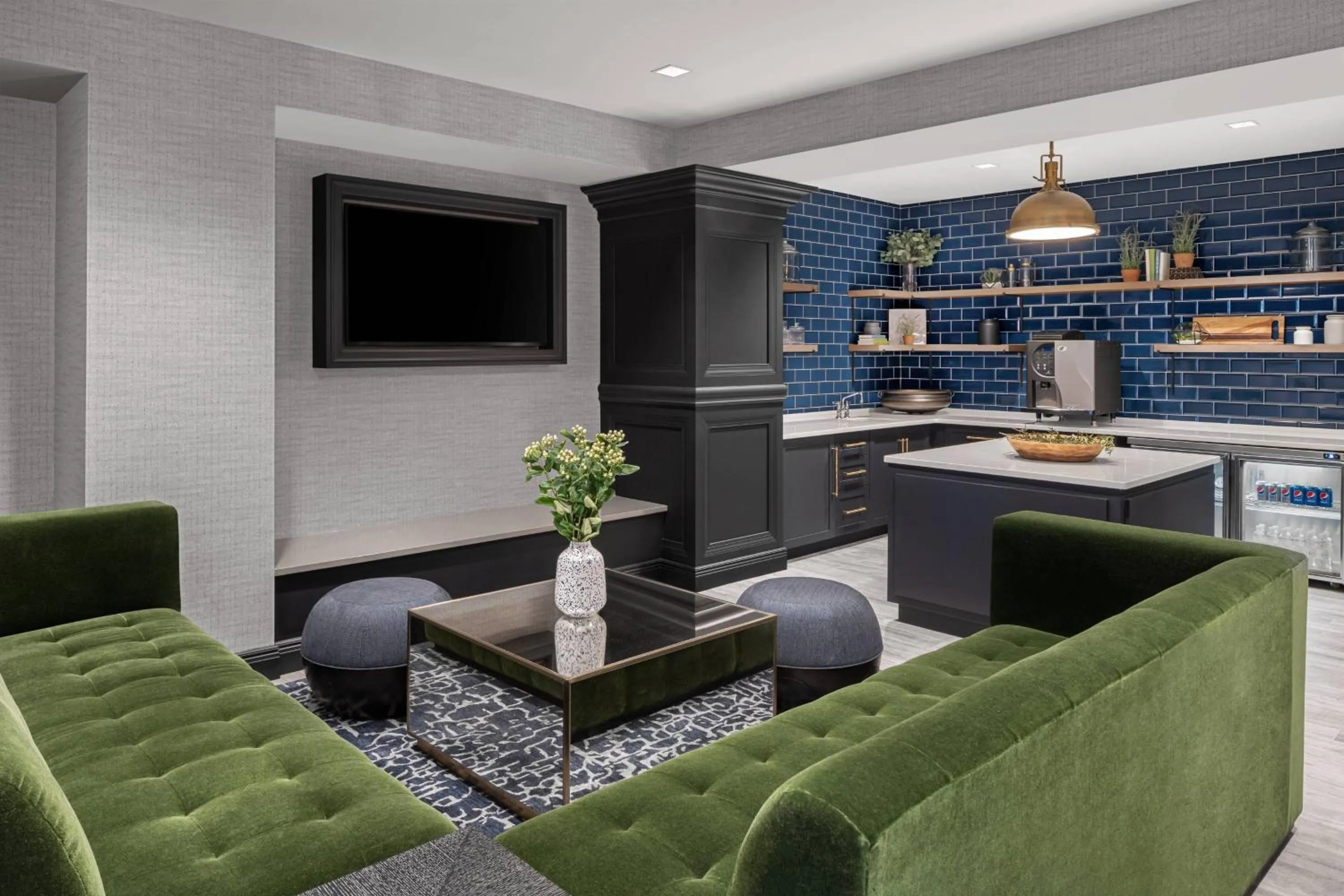 Meeting/conference room in The Lytle Park Hotel, Autograph Collection