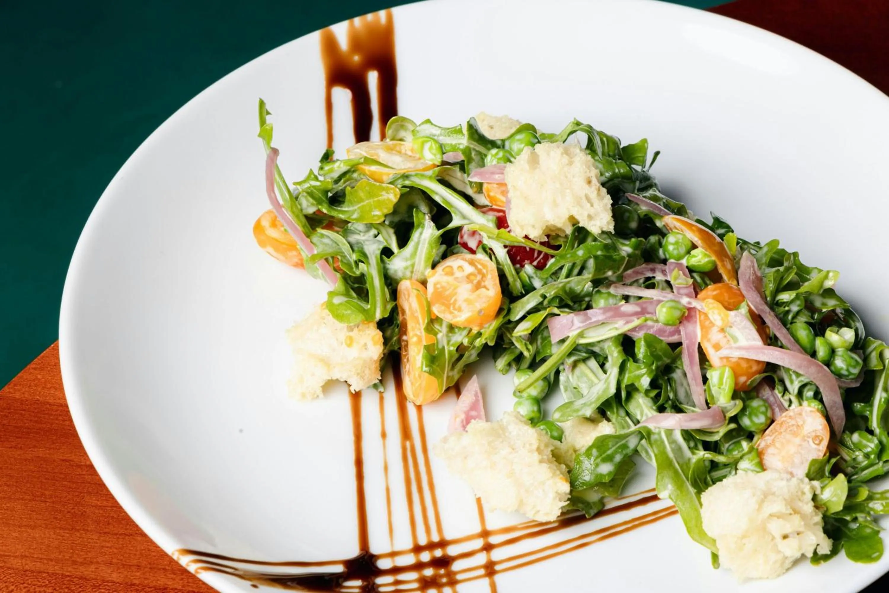 Restaurant/places to eat in The Lytle Park Hotel, Autograph Collection