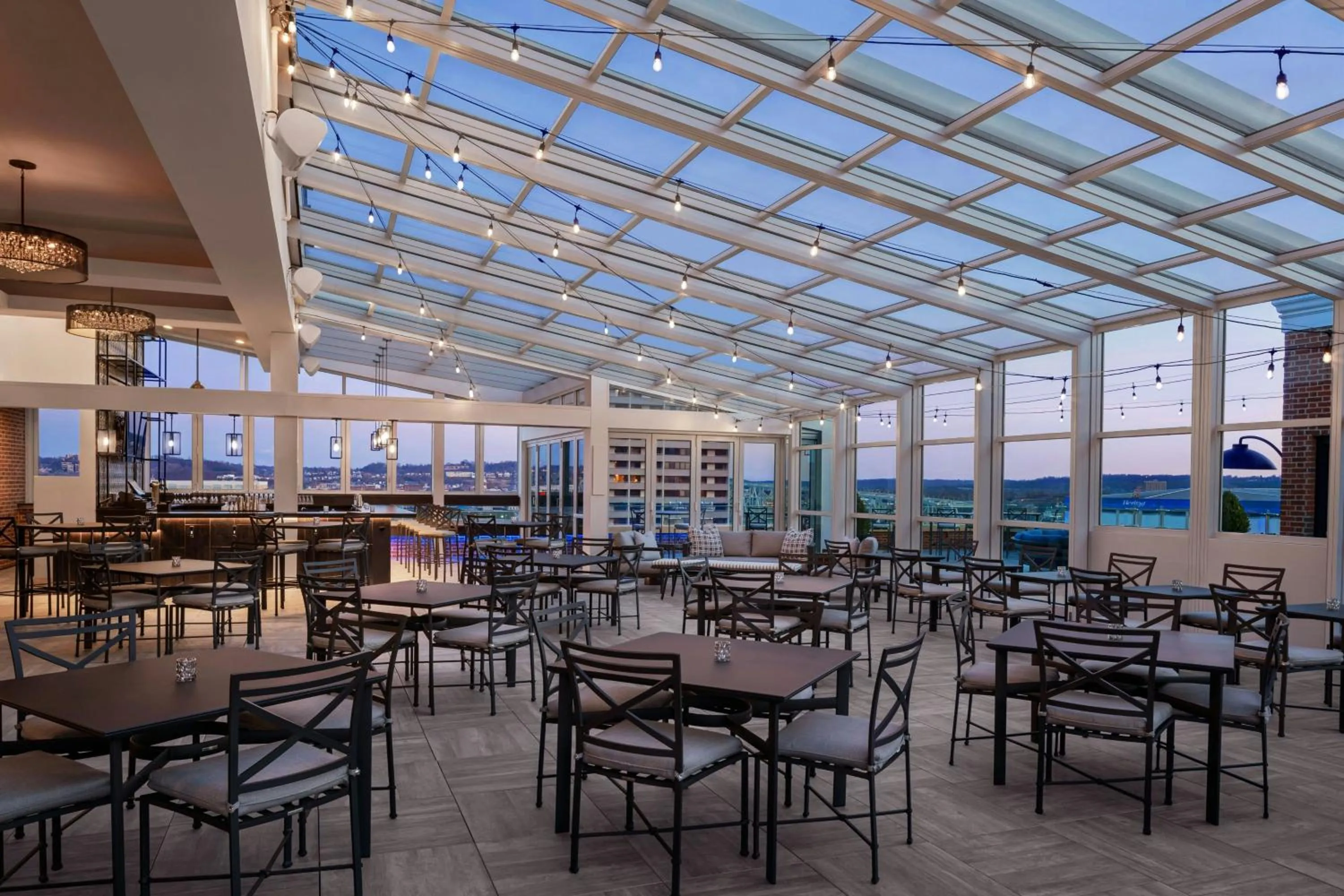 Meeting/conference room in The Lytle Park Hotel, Autograph Collection