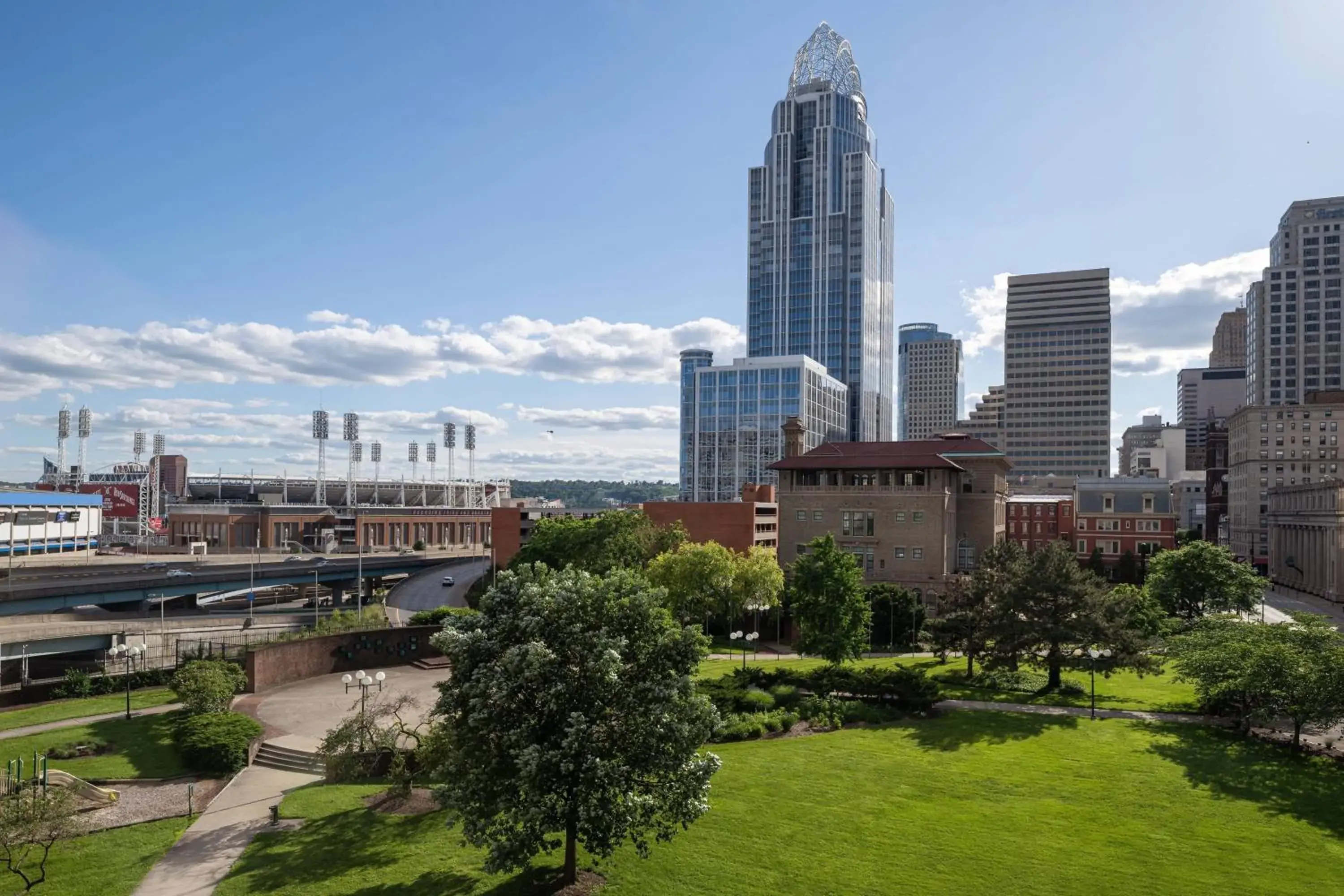 Larger Guest room, 1 King, Park view in The Lytle Park Hotel, Autograph Collection Larger Guest room, 1 King, Park view in The Lytle Park Hotel, Autograph Collection