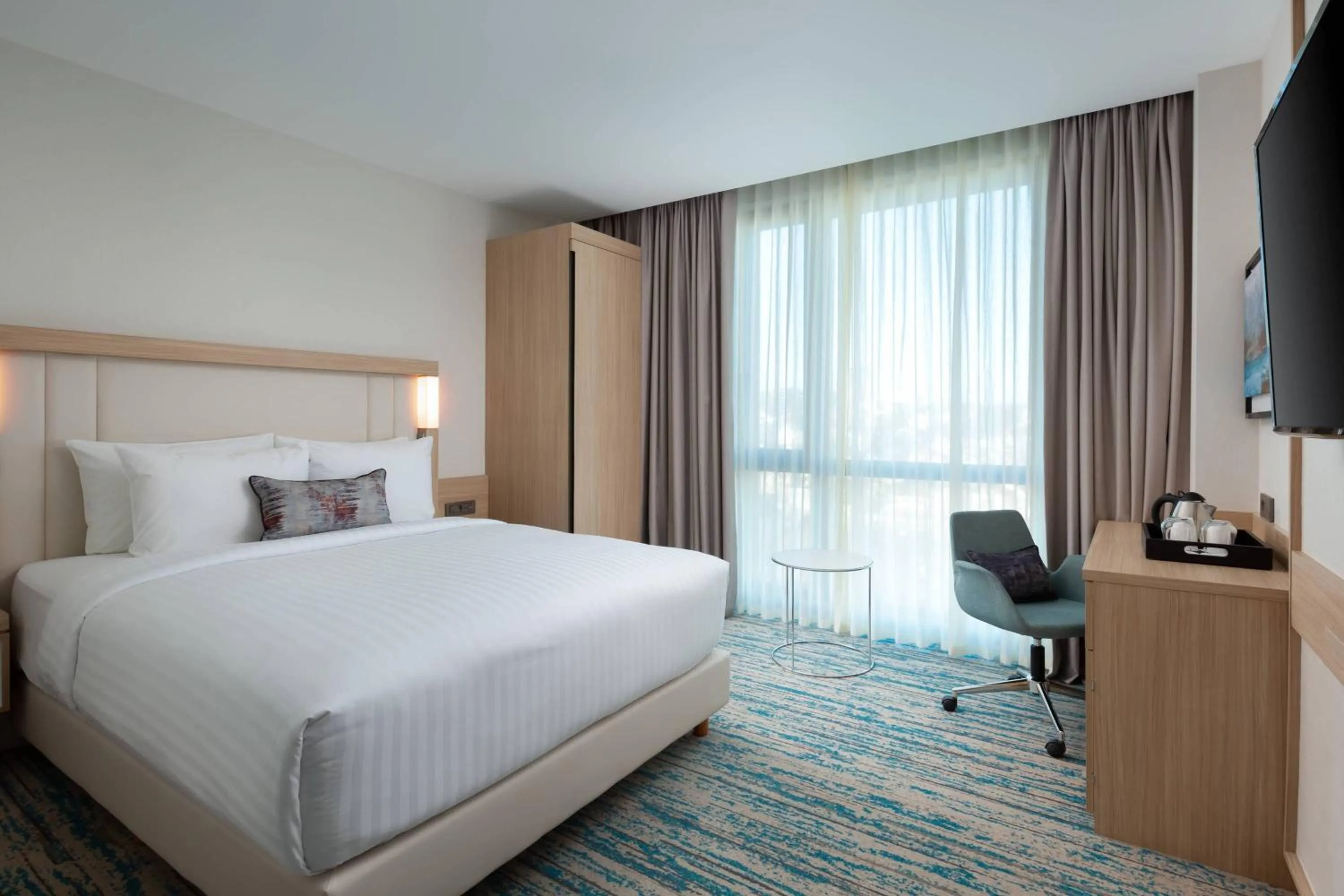 Photo of the whole room, Bed in Courtyard by Marriott Chisinau