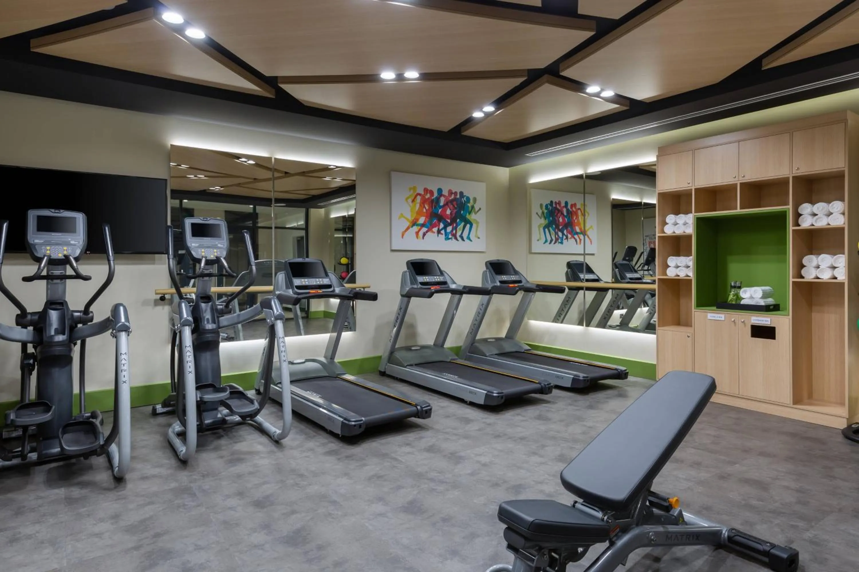Fitness centre/facilities in Courtyard by Marriott Chisinau