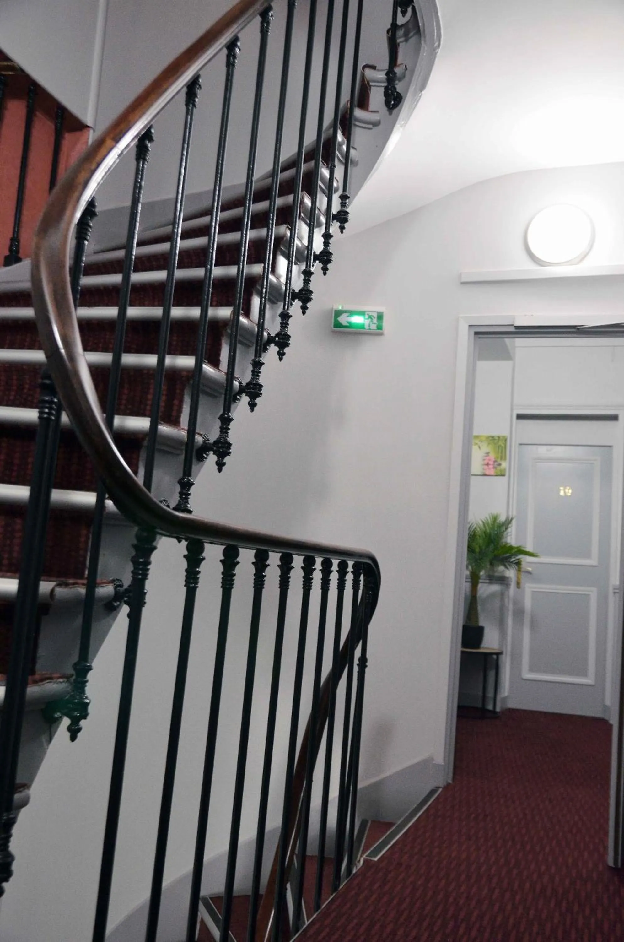 Area and facilities in Ribera Eiffel