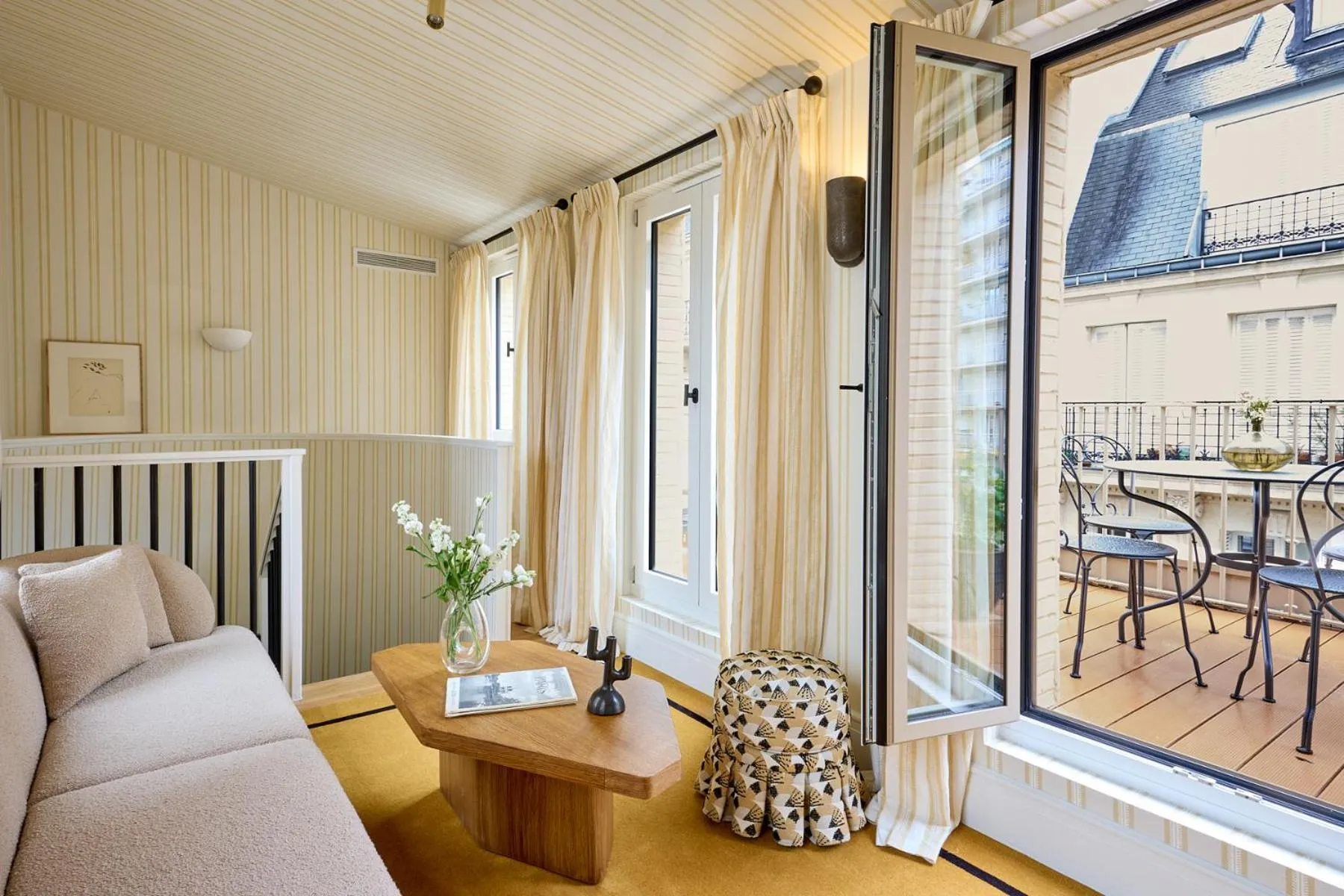 Balcony/Terrace in Hôtel Noucha