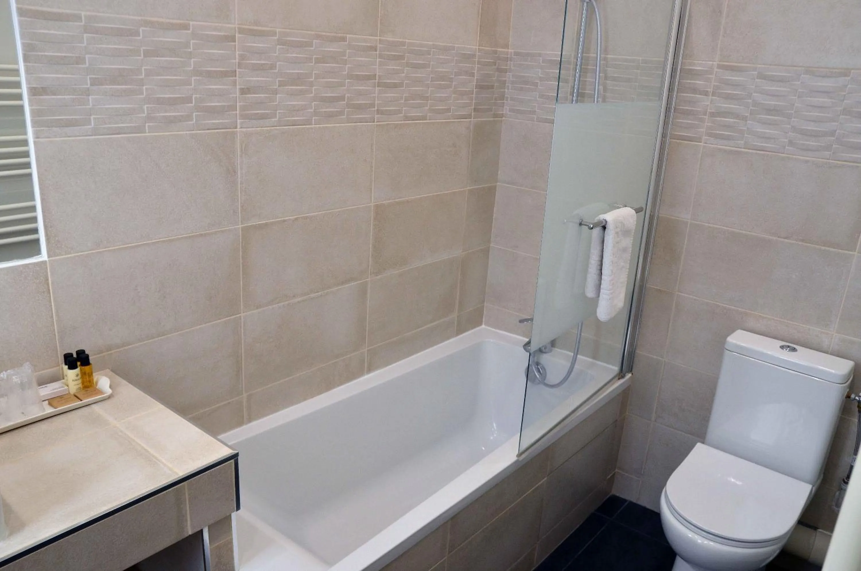 Bathroom in Ribera Eiffel