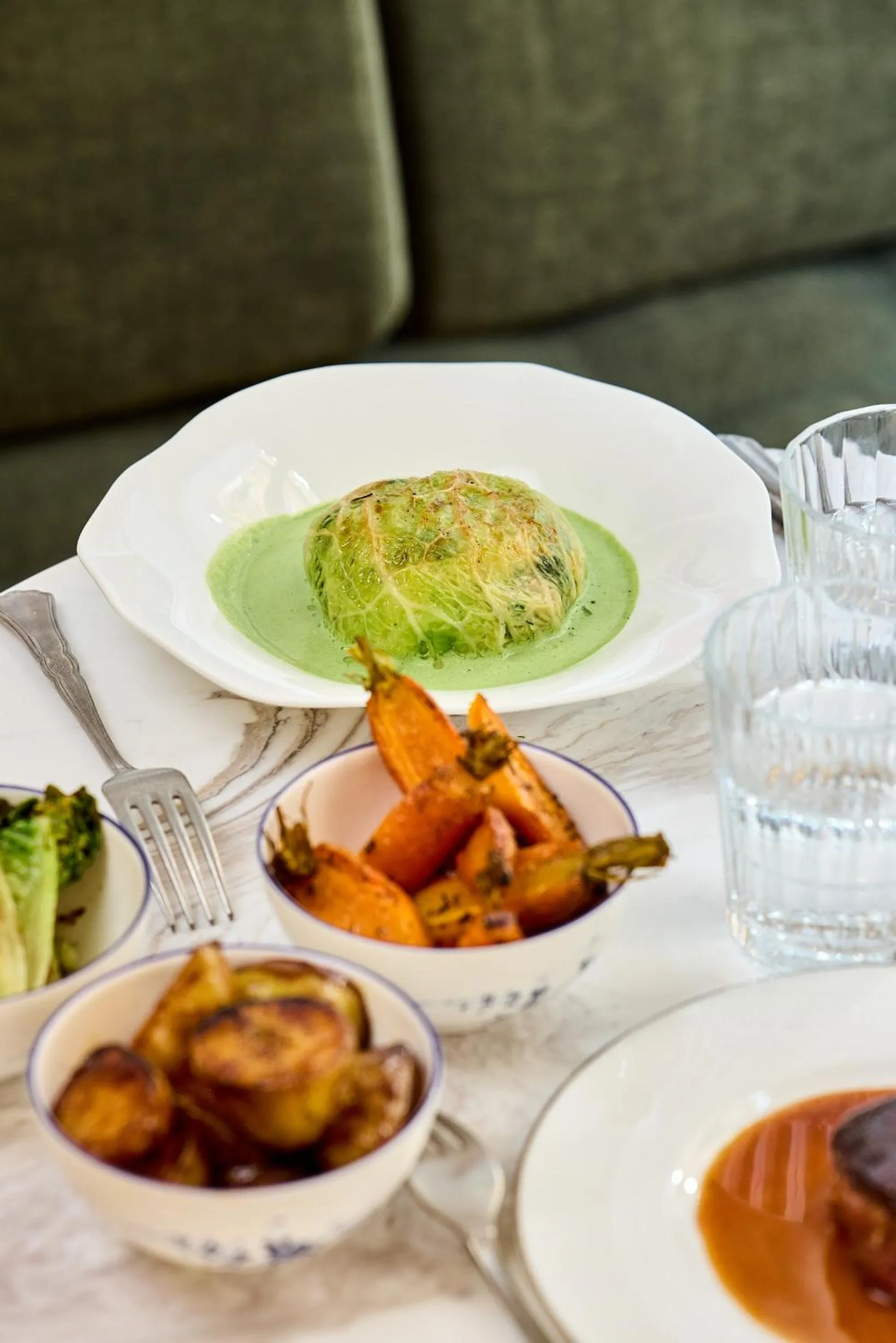 Restaurant/places to eat in Hôtel Noucha