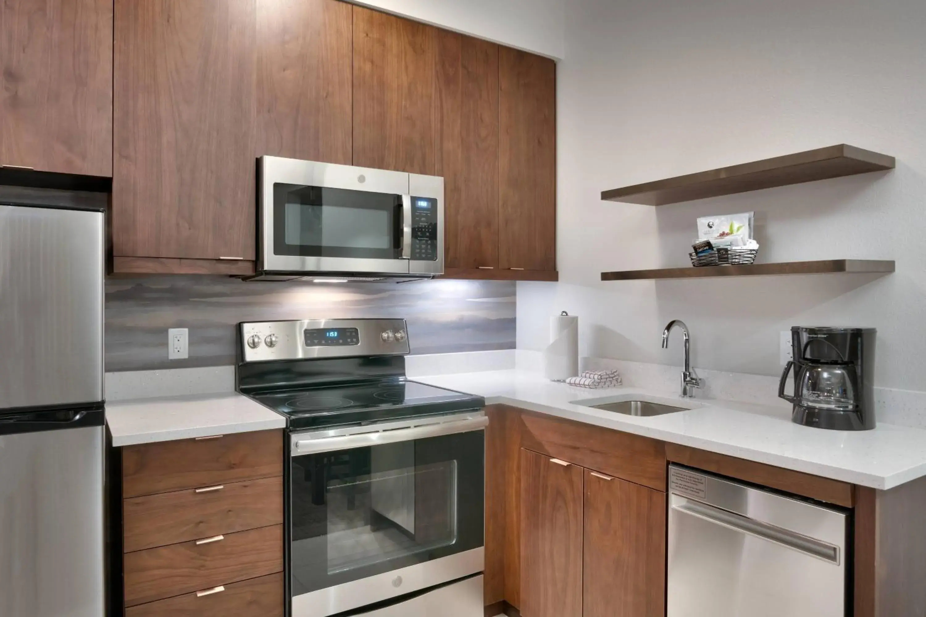 One-Bedroom King Suite with Sofa Bed - Hearing Accessible in Residence Inn by Marriott Phoenix West/Avondale One-Bedroom King Suite with Sofa Bed - Hearing Accessible in Residence Inn by Marriott Phoenix West/Avondale