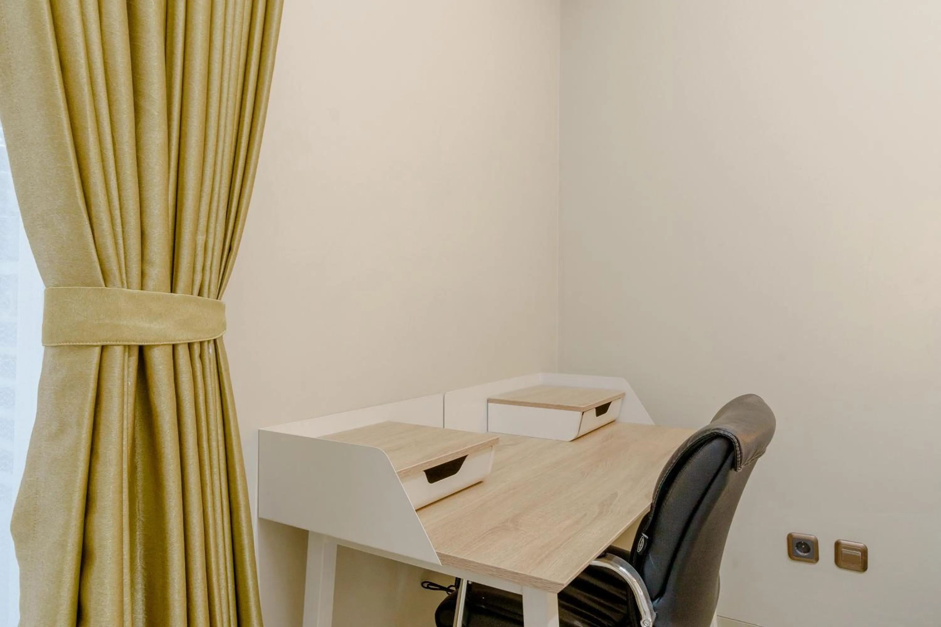 RedDoorz near Taman Makam Pahlawan Cikutra