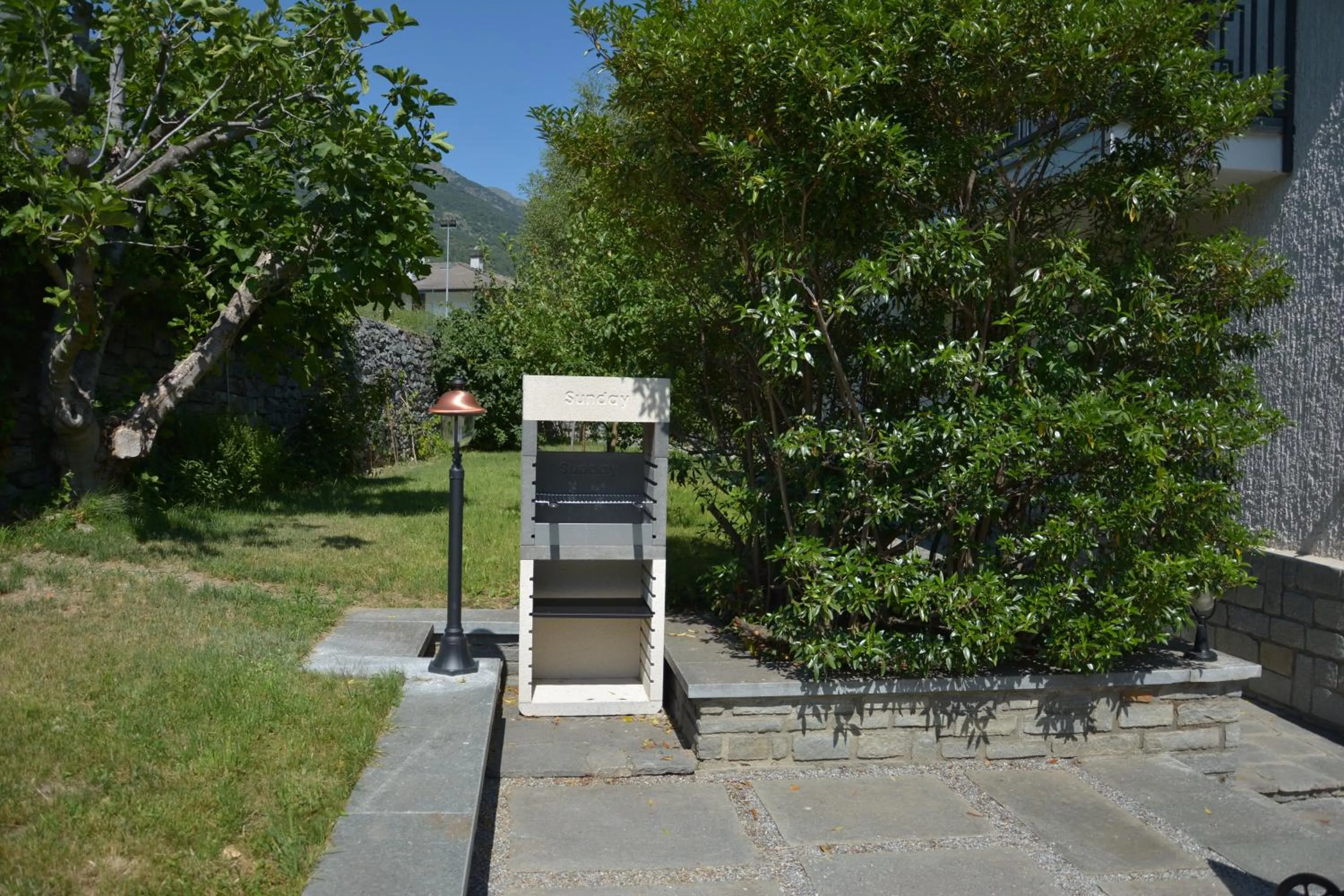 BBQ facilities in Sunshine-bnb