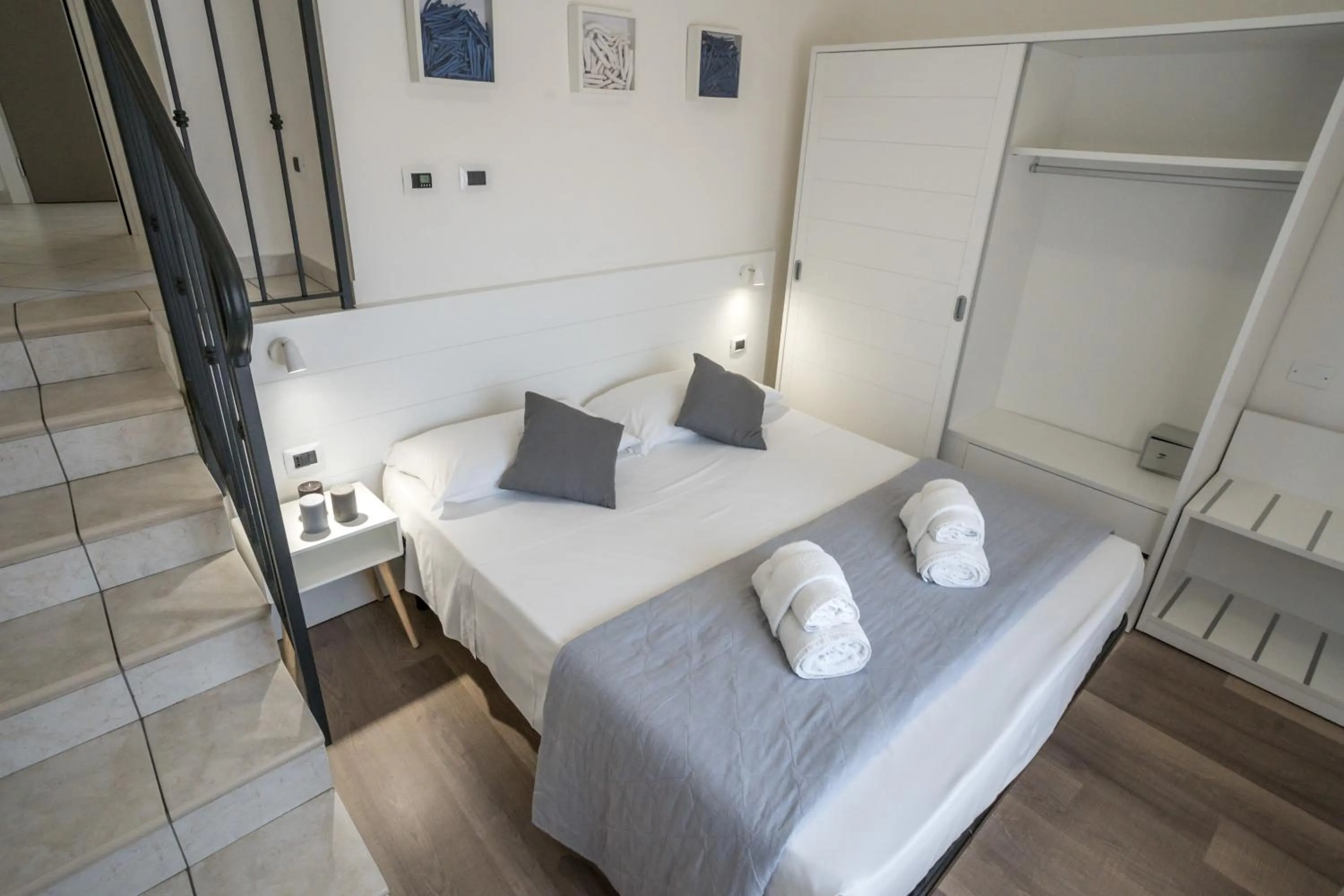 Bed in Rimini Bay Suites&Residence
