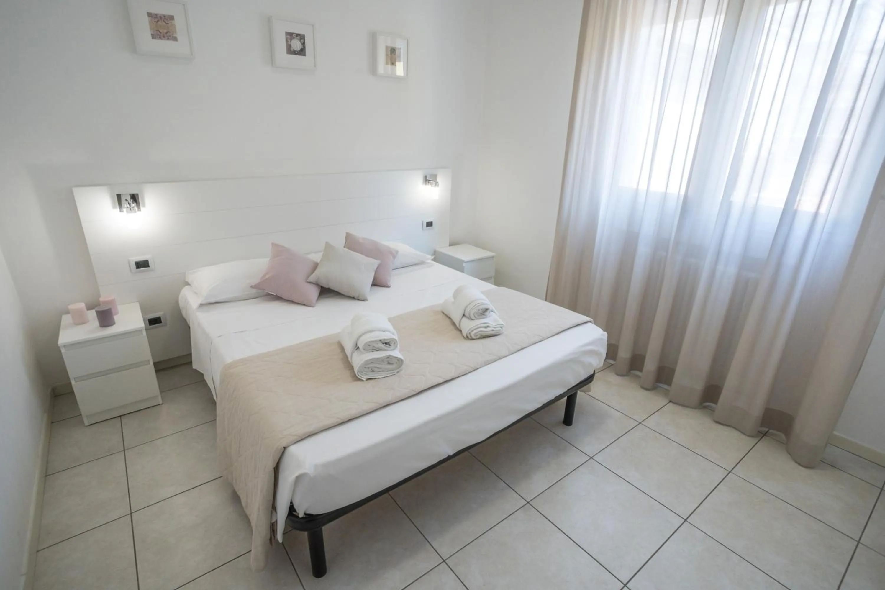 Bed in Rimini Bay Suites&Residence