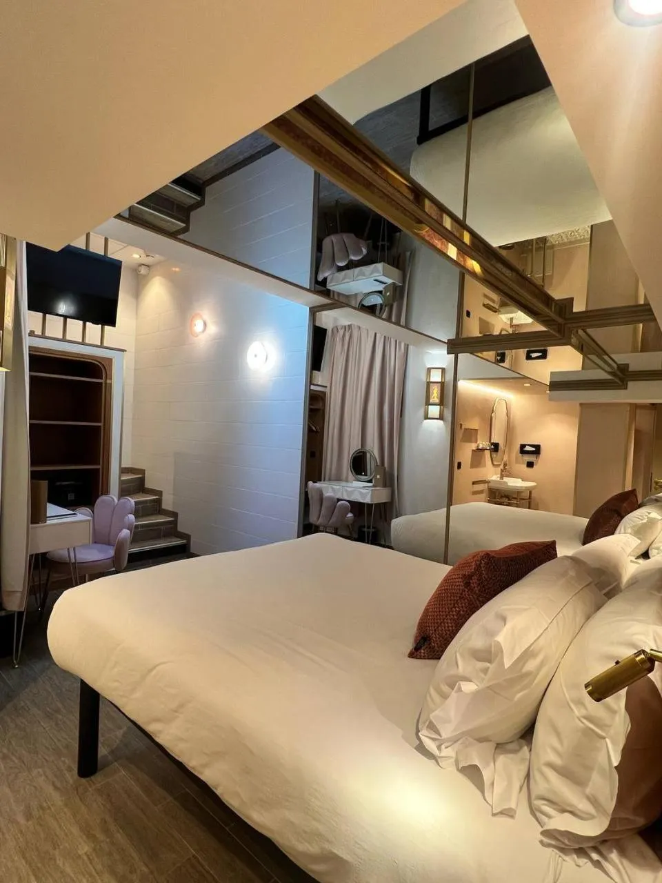 Bed in Hotel Du Cadran