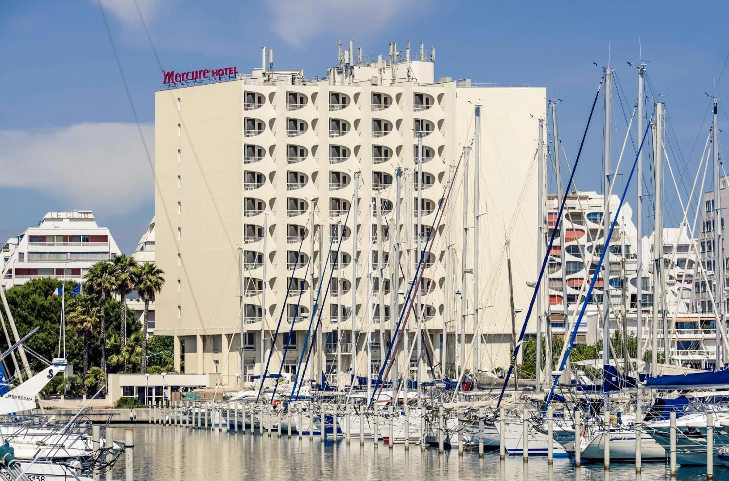 Facade/entrance in Mercure Port La Grande Motte