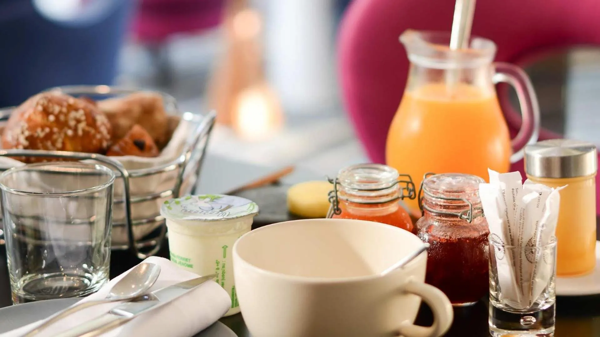 Restaurant/places to eat in Le Central Boutique Hôtel