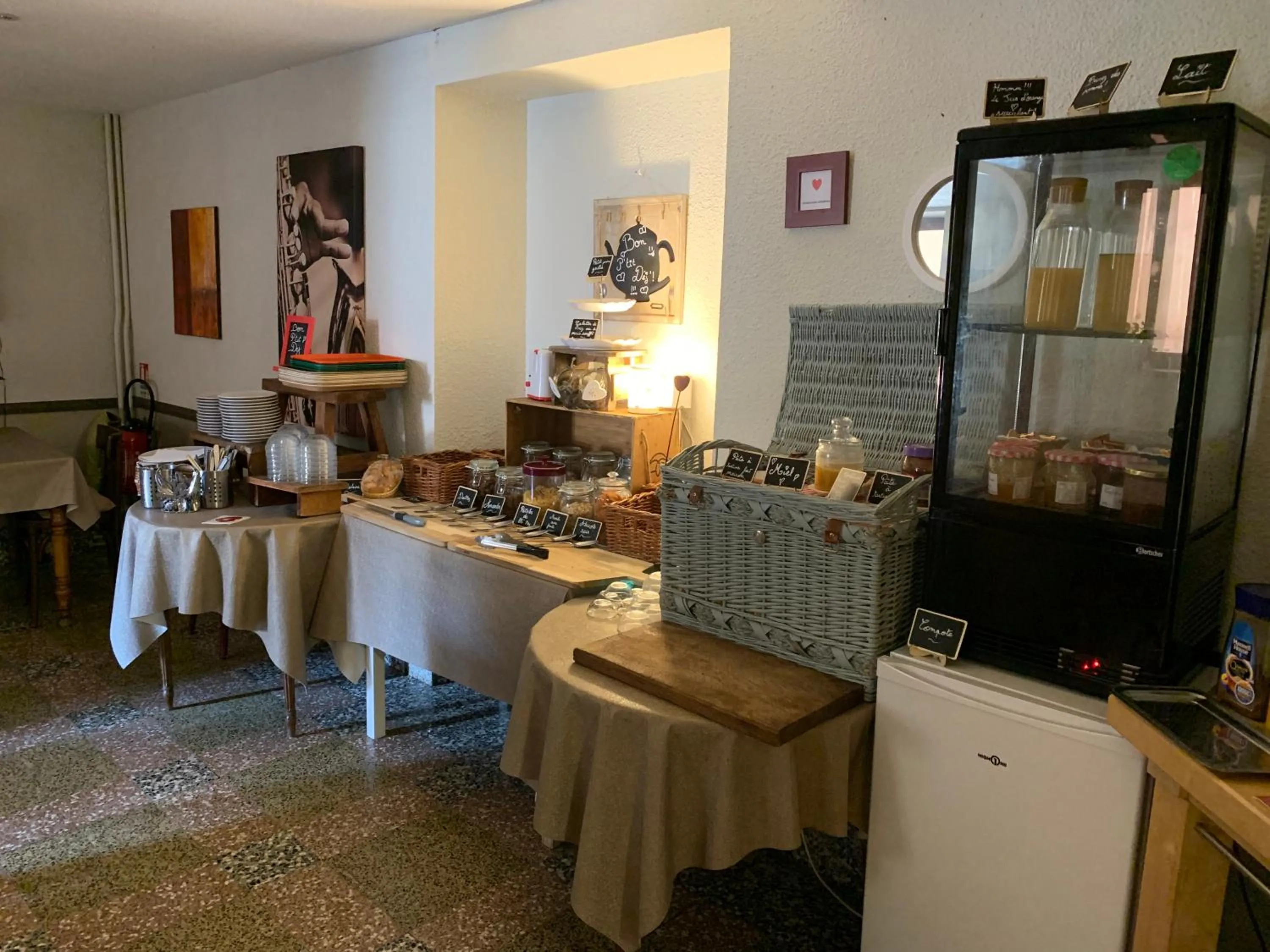 Property building in Initial by balladins, Hôtel Restaurant Broisin