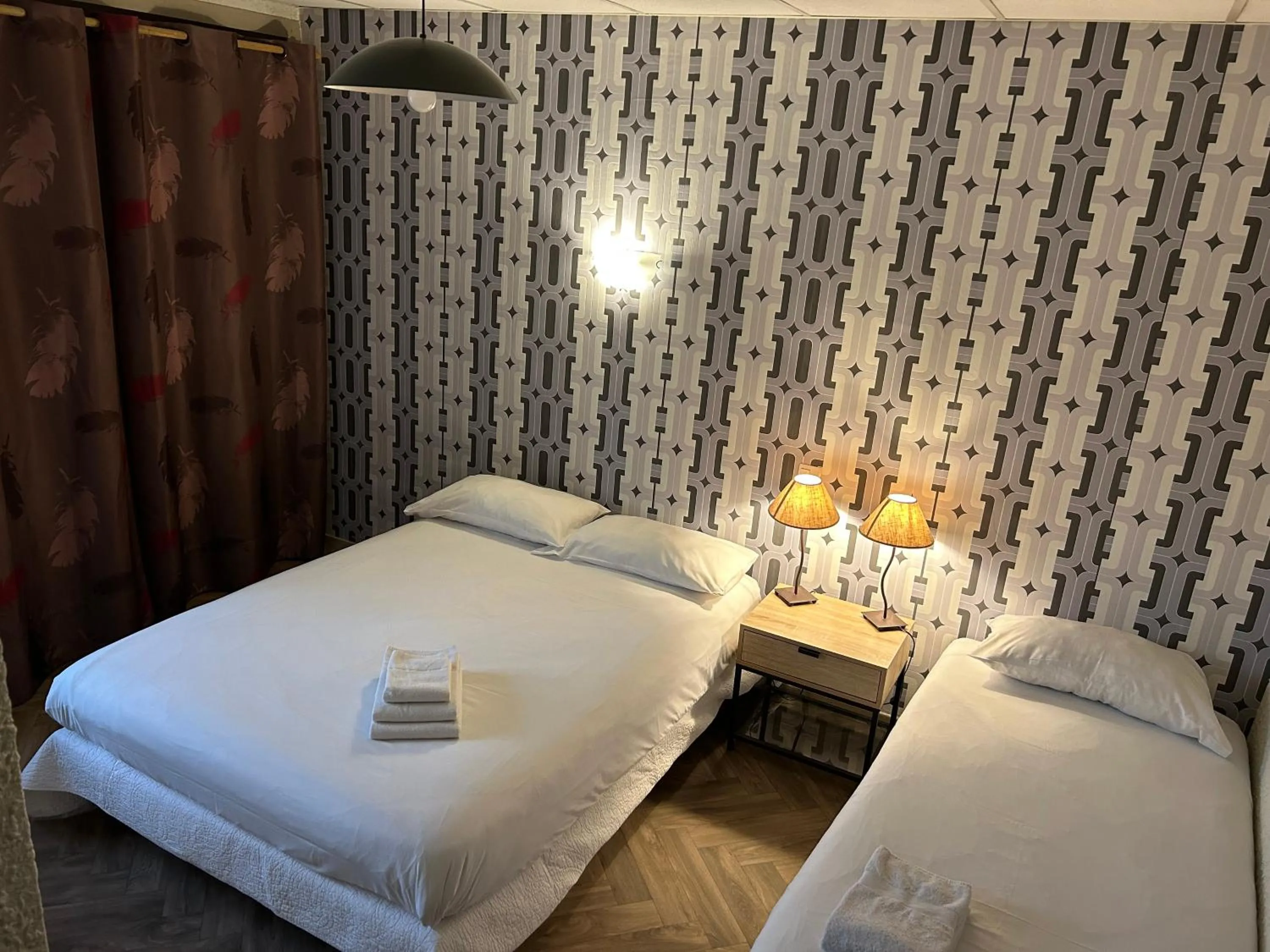 Bed in Initial by balladins, Hôtel Restaurant Broisin