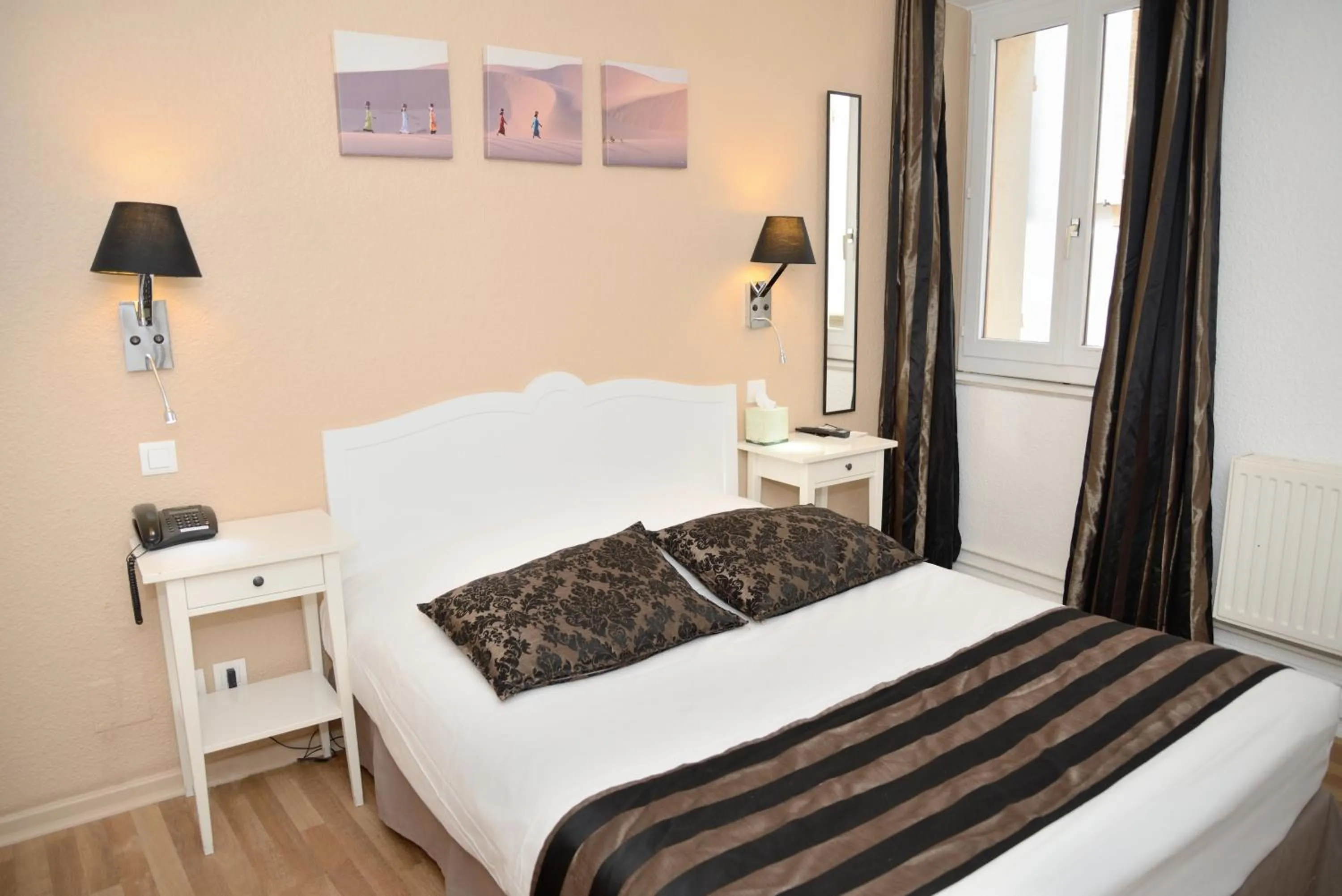 Bed in EtC...Hôtel - Strasbourg Hyper Centre