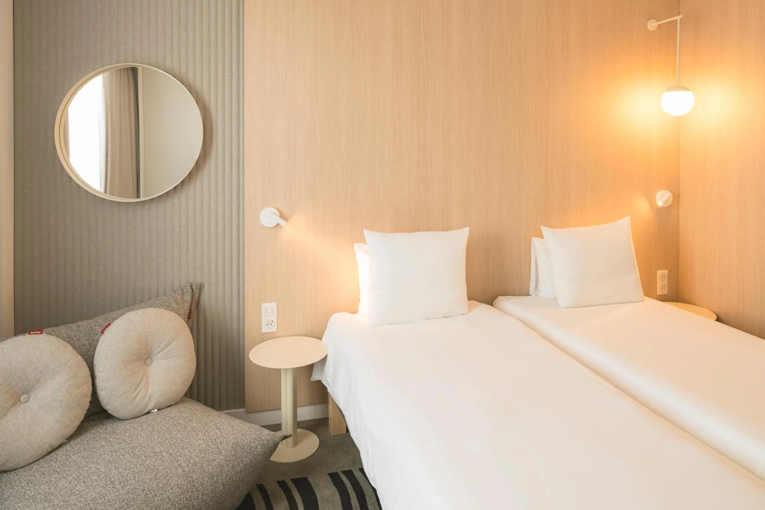 Bedroom, Bed in Novotel Bordeaux Lac