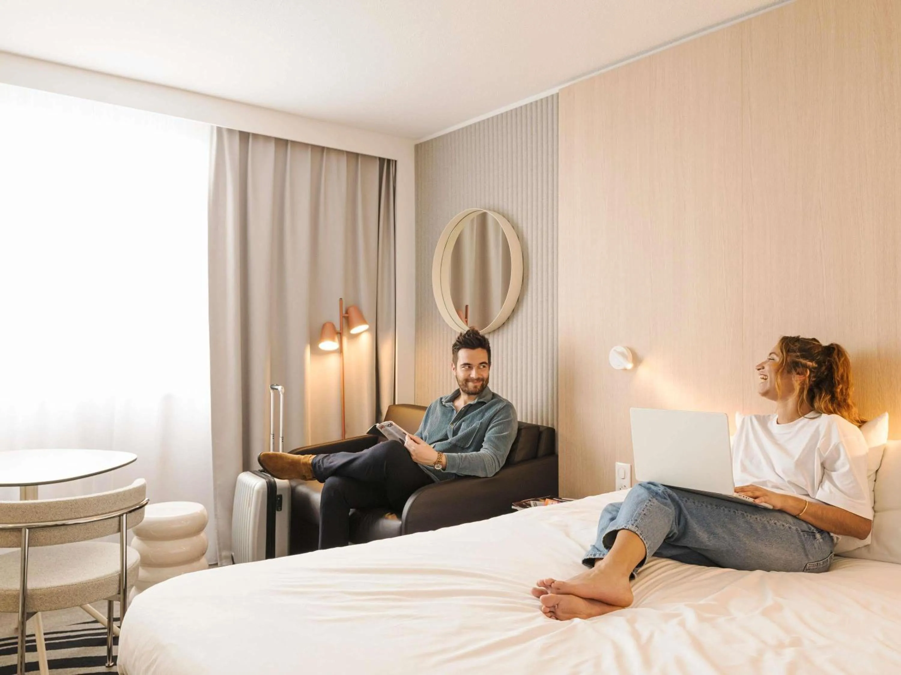 Bedroom, Bed in Novotel Bordeaux Lac