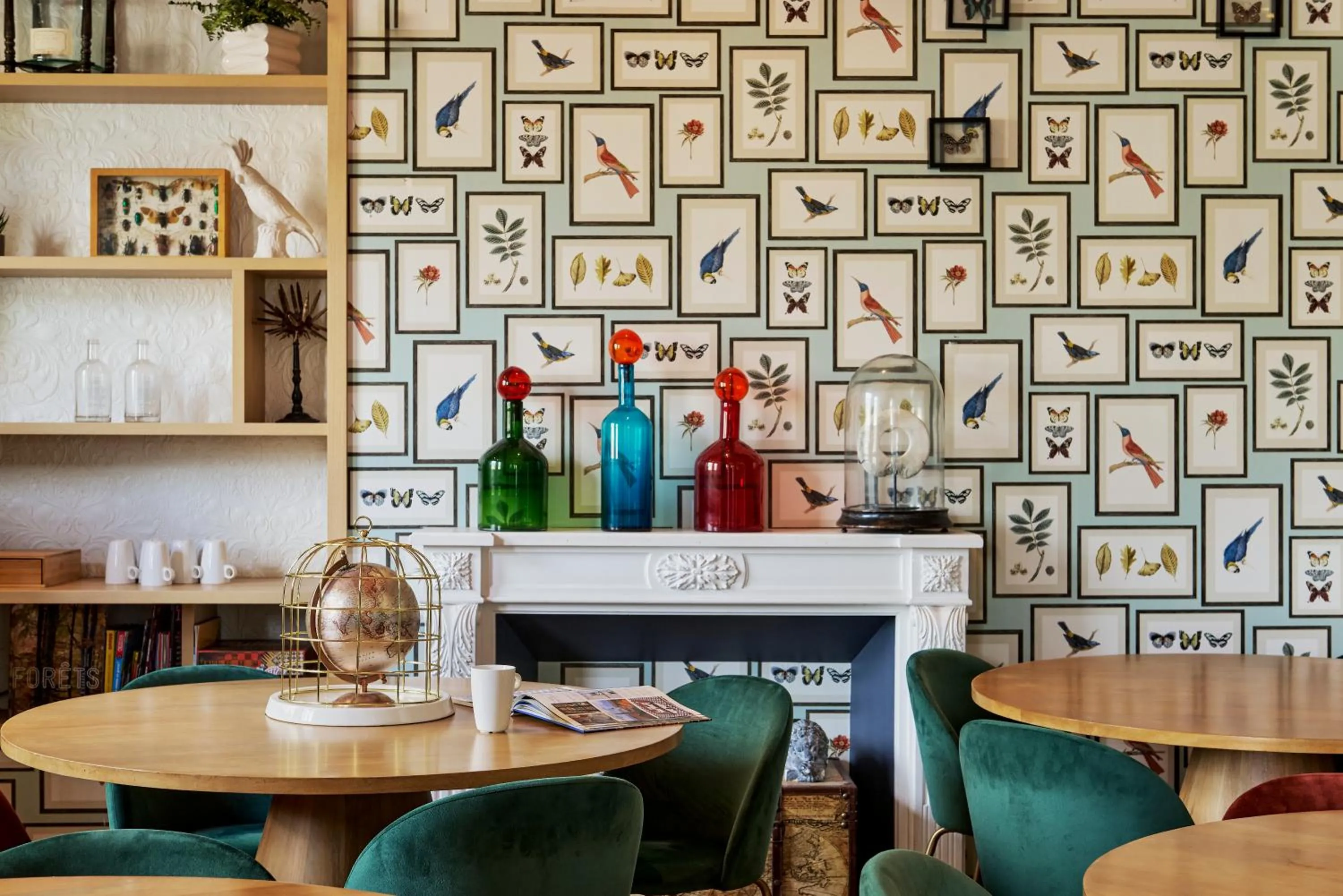 Seating area in Villa Bougainville by Happyculture