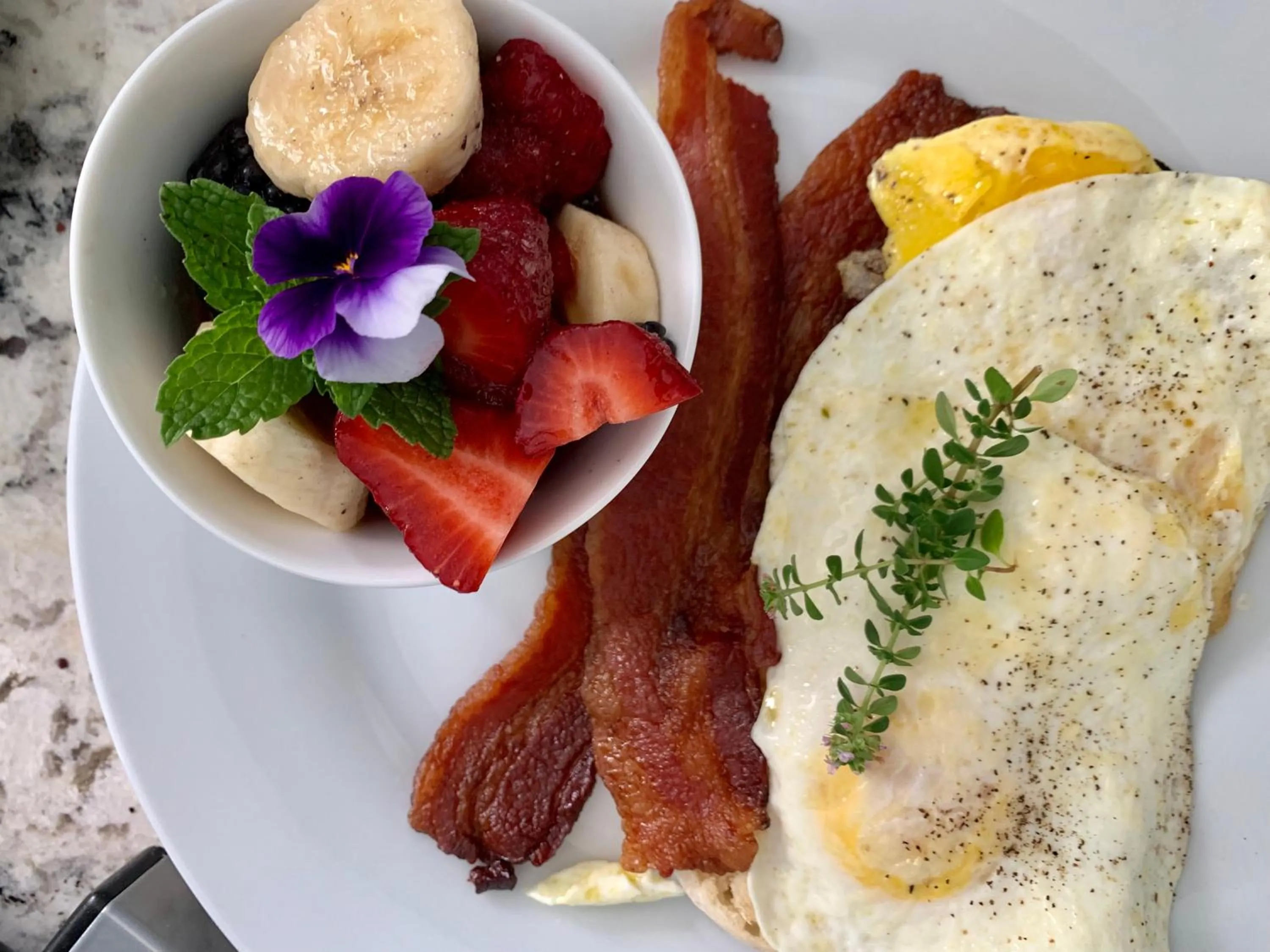 Breakfast in Inn on Turner