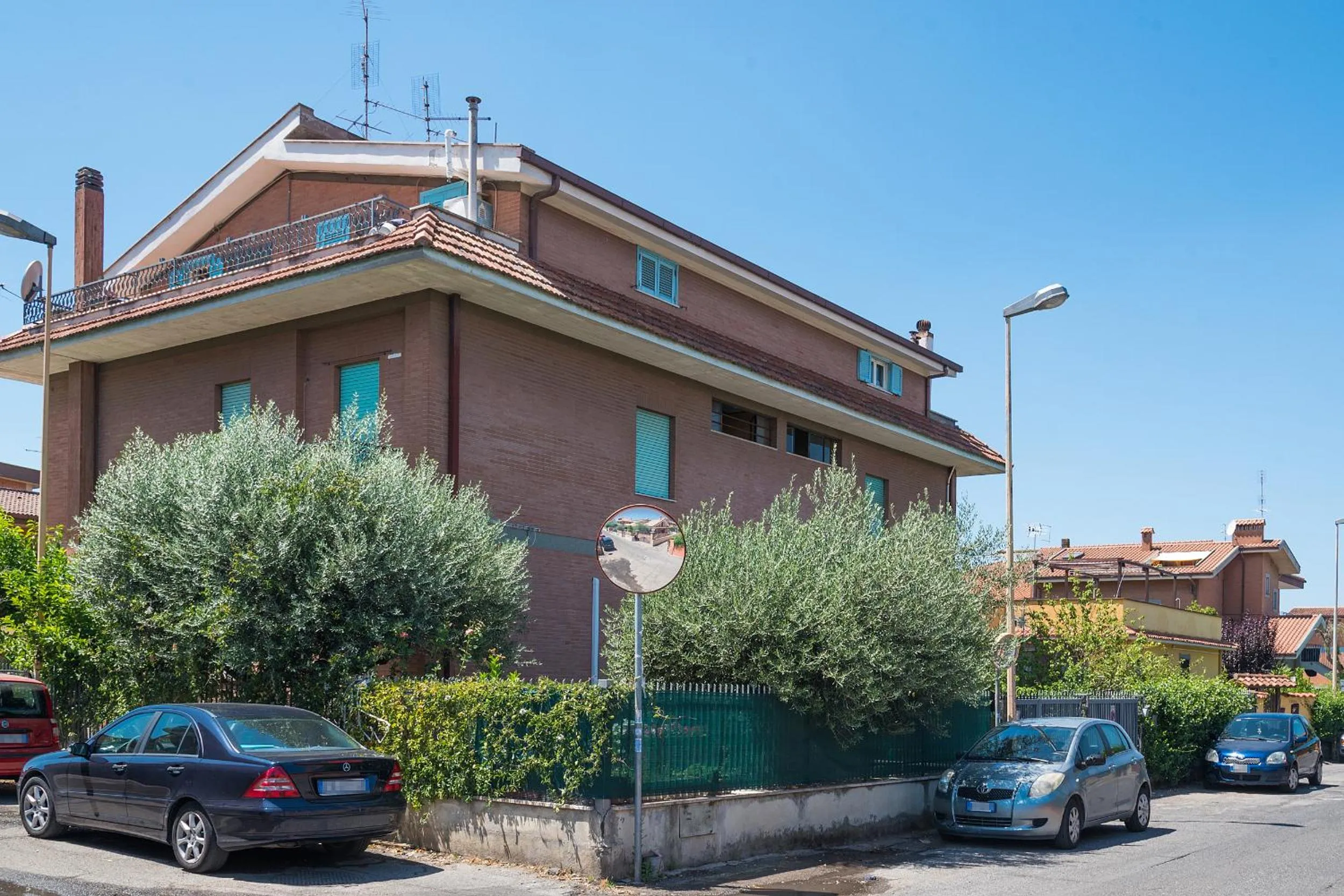 Property building in Travelershome Ciampino Rooms